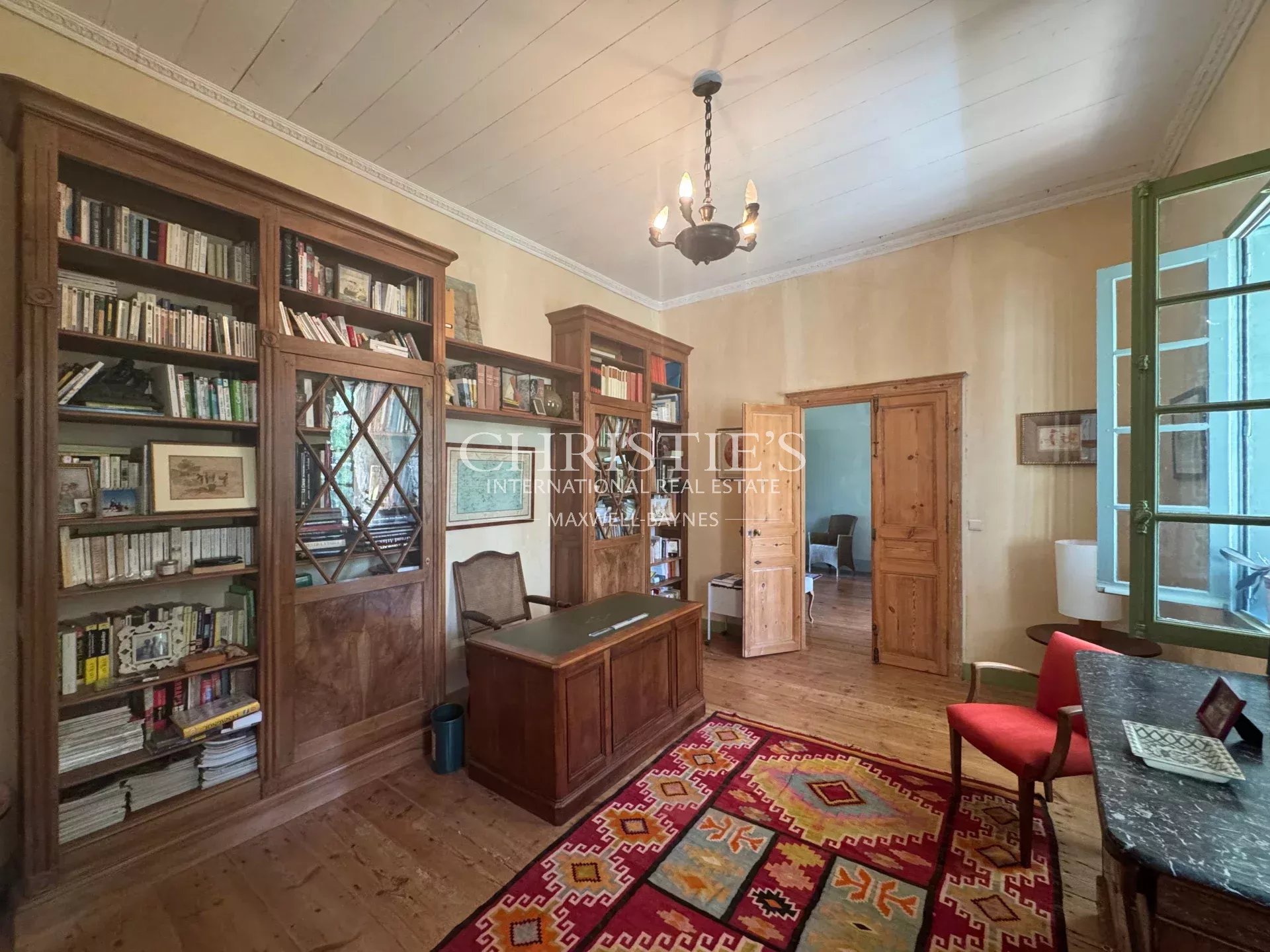 4 Bedroom Villa/Townhouse's Image 15