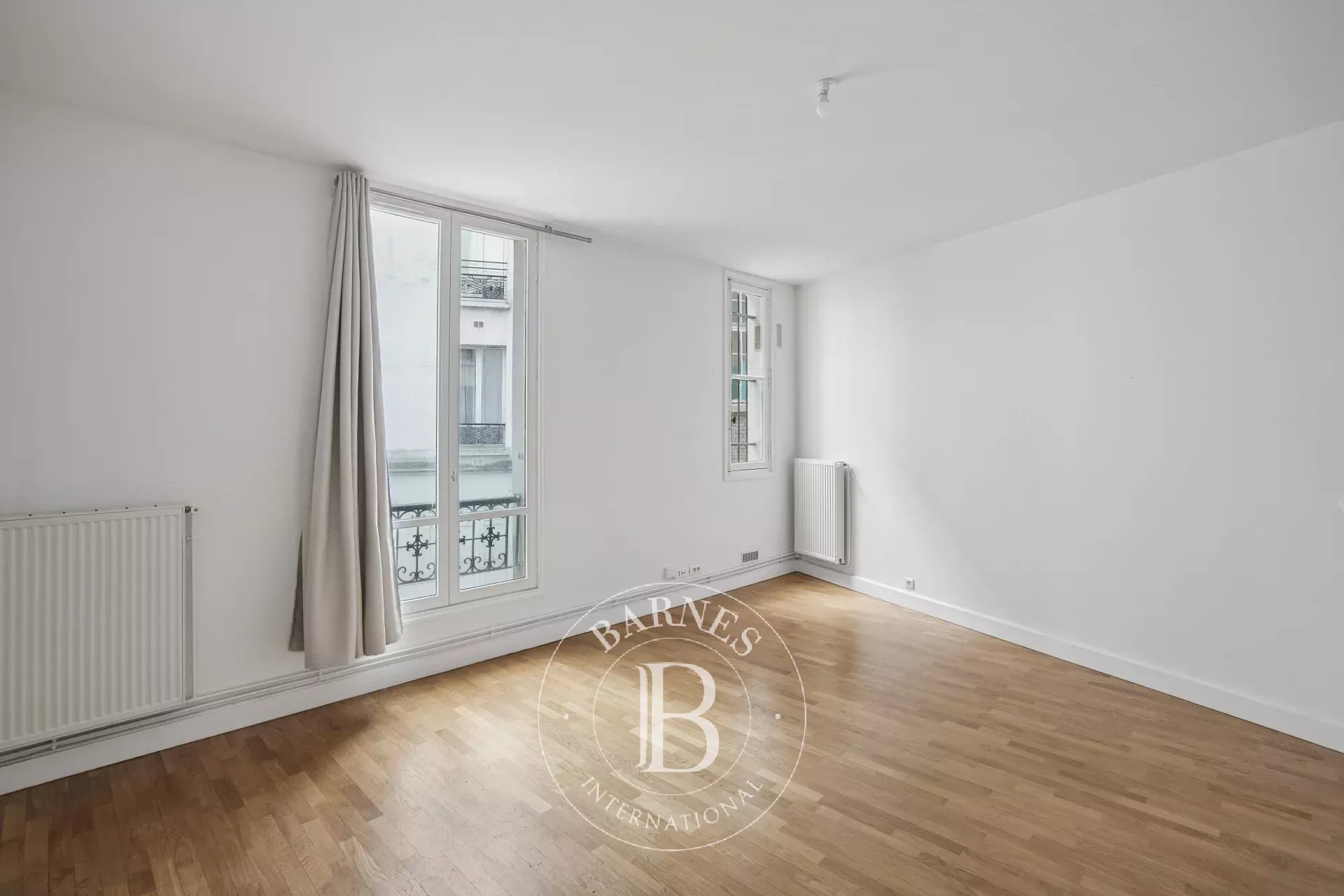 Apartment Paris 75006  -  ref 87315717 (picture 1)
