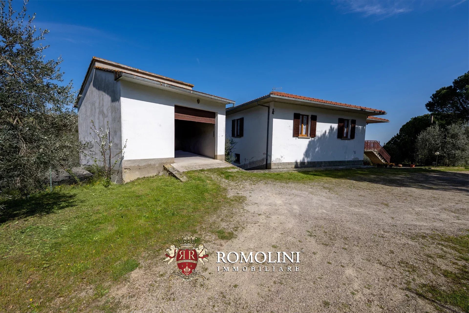 3 Bedroom Villa/Townhouse's Image 17