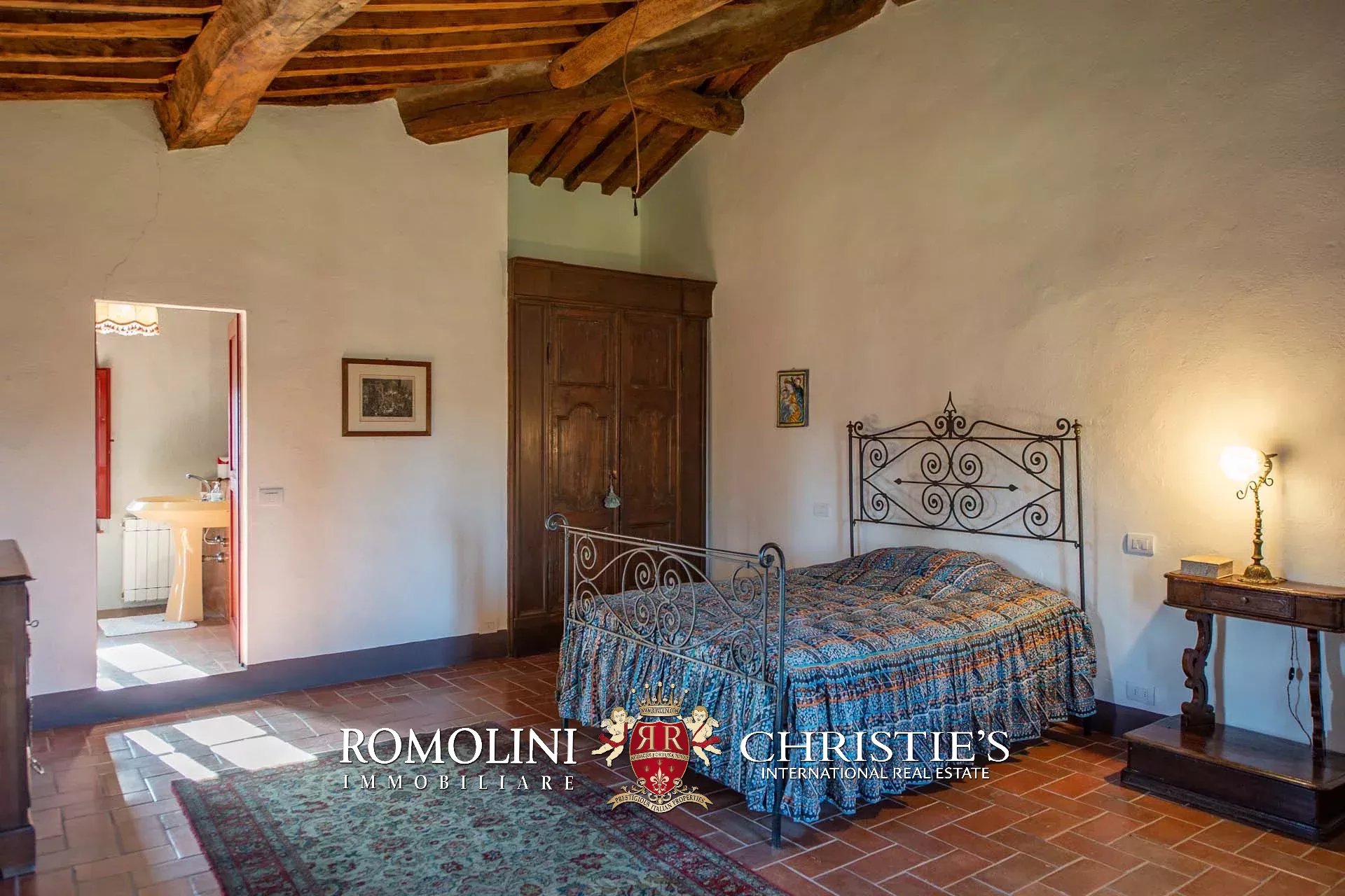 5 Bedroom Villa/Townhouse's Image 29