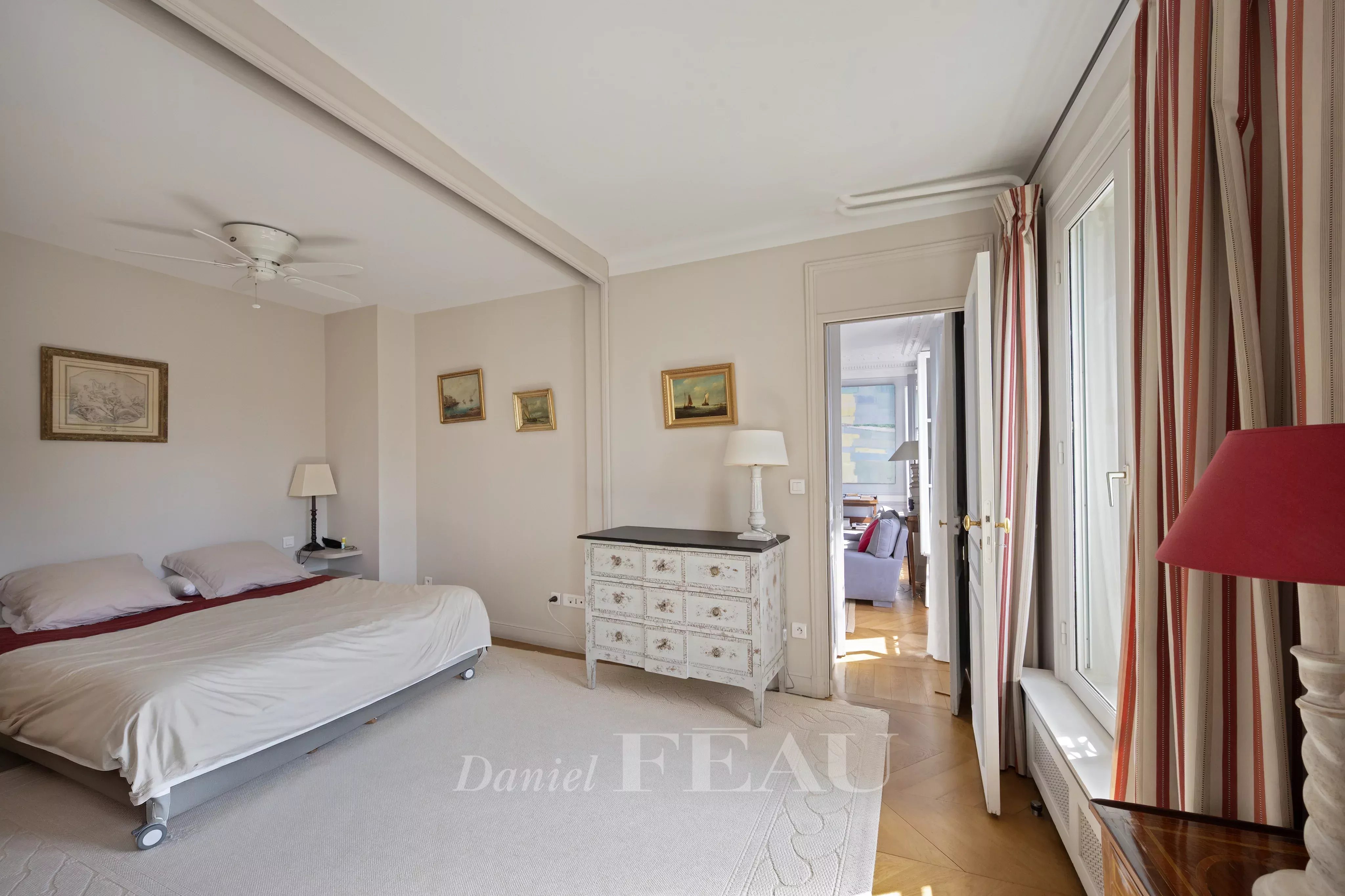 Sale Apartment Paris 6th