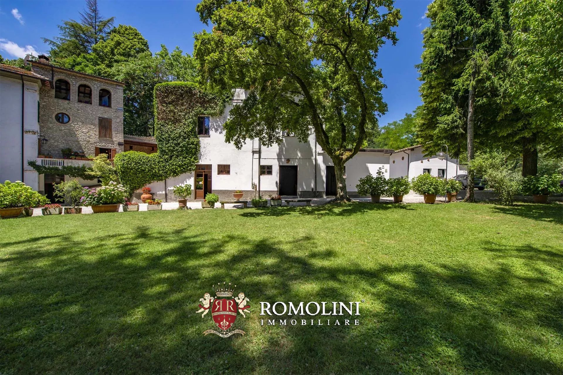 33 Bedroom Villa/Townhouse's Image 13