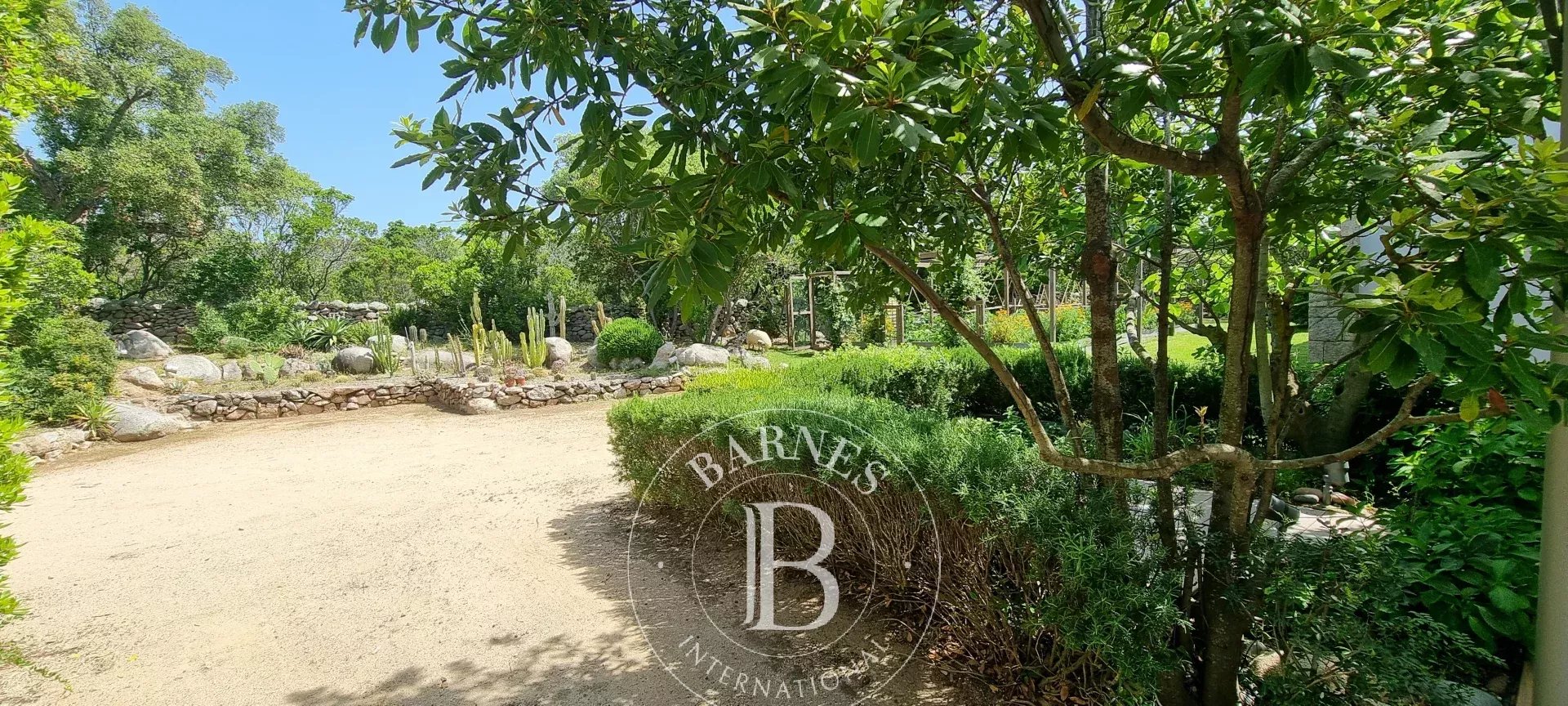 Villa Sainte-Lucie-de-Porto-Vecchio - picture 30