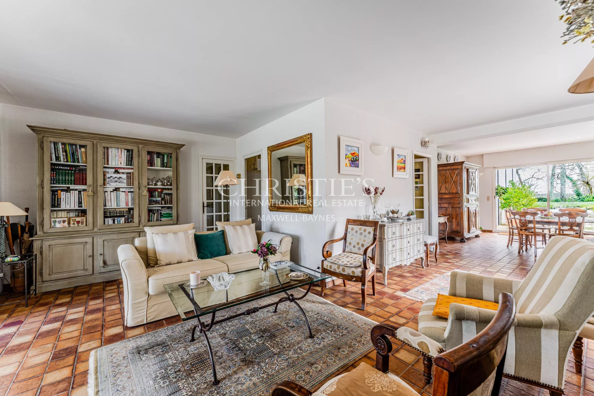 4 Bedroom Villa/Townhouse's Image 4