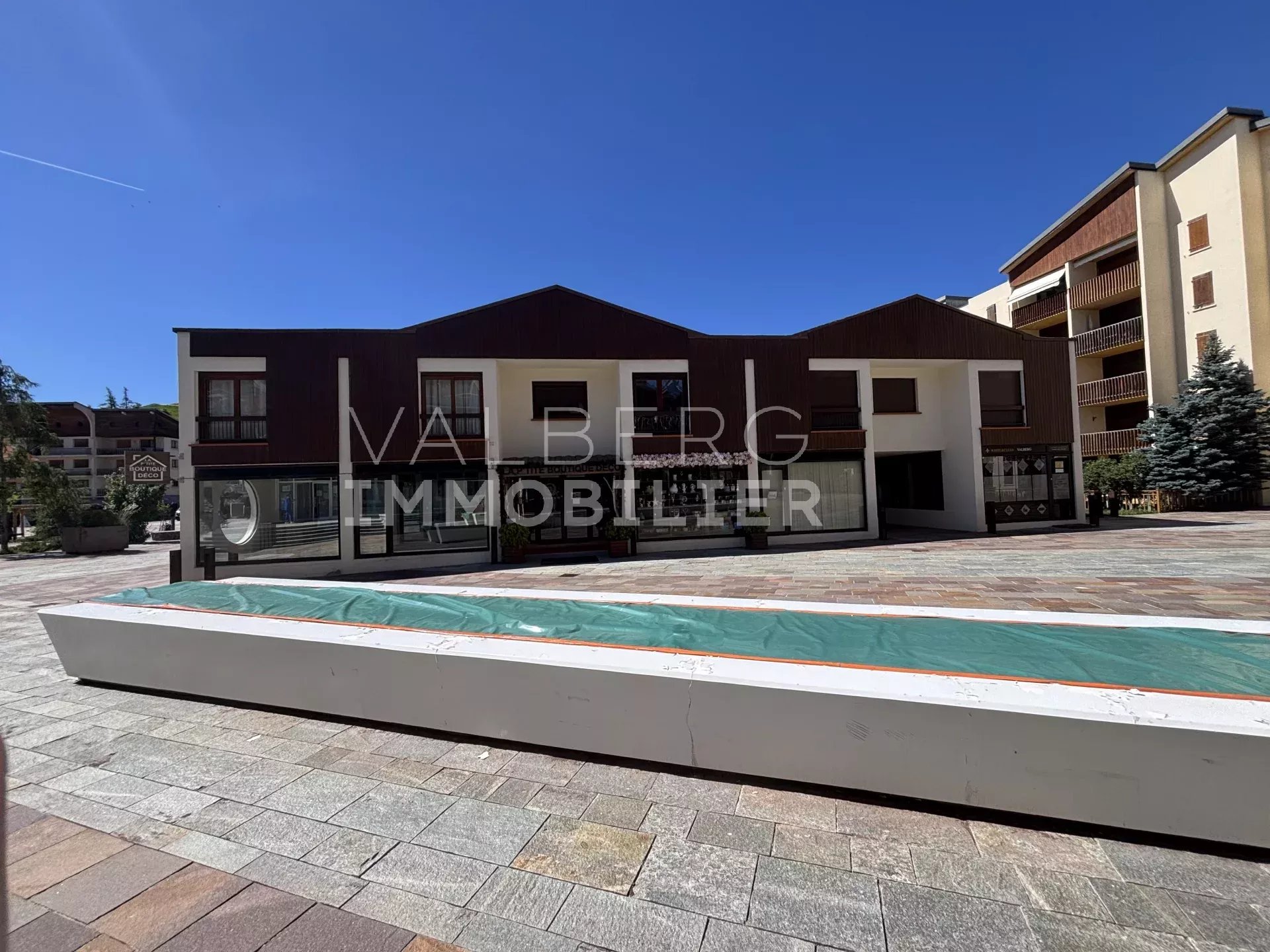 Agence immobilière de 