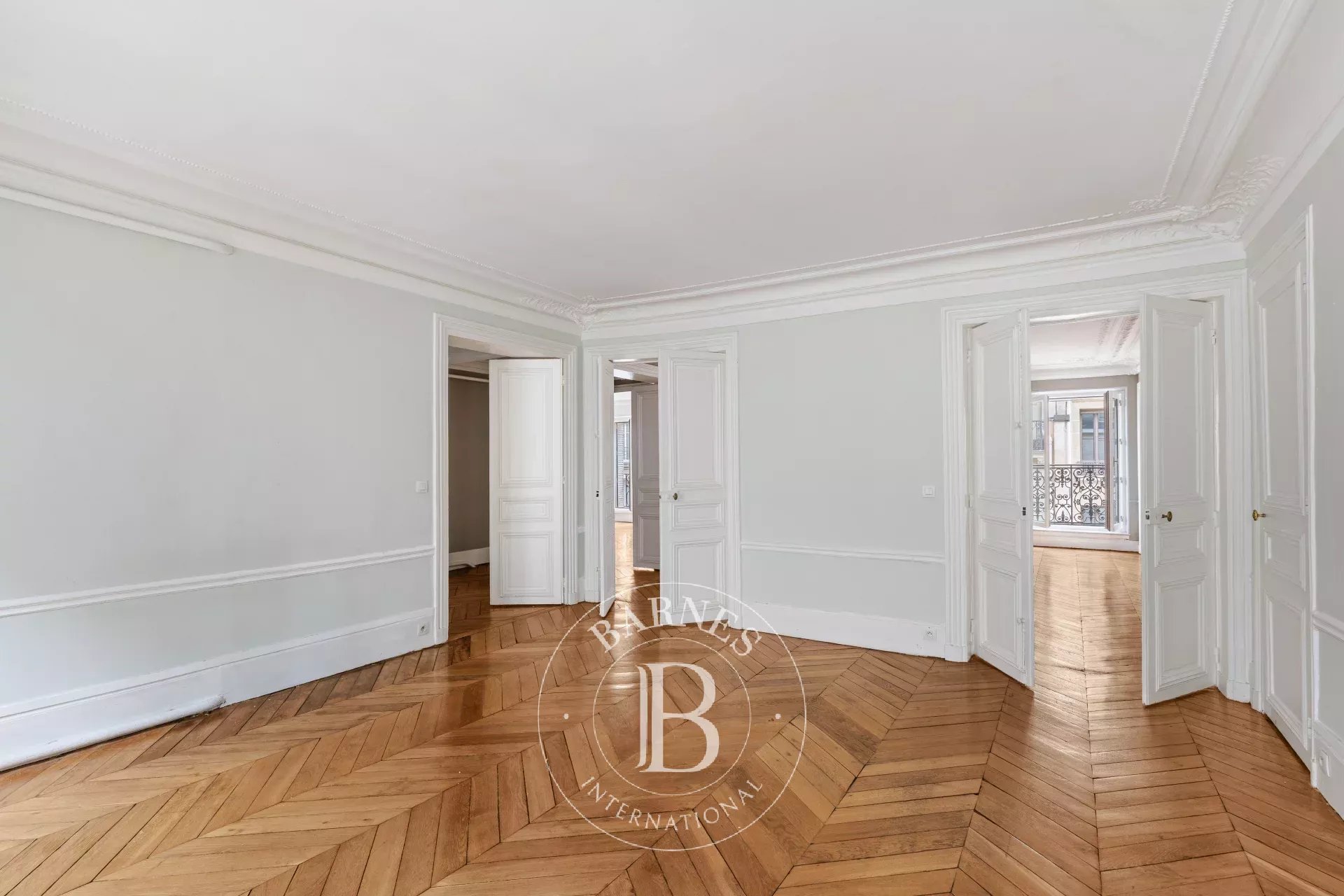 Paris  - Apartment 4 Bedrooms - picture 20