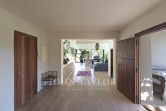 Renovated 6-Bedroom Luxury Finca in Es Figueral, Ibiza | Family Estate — photo 4 of 7