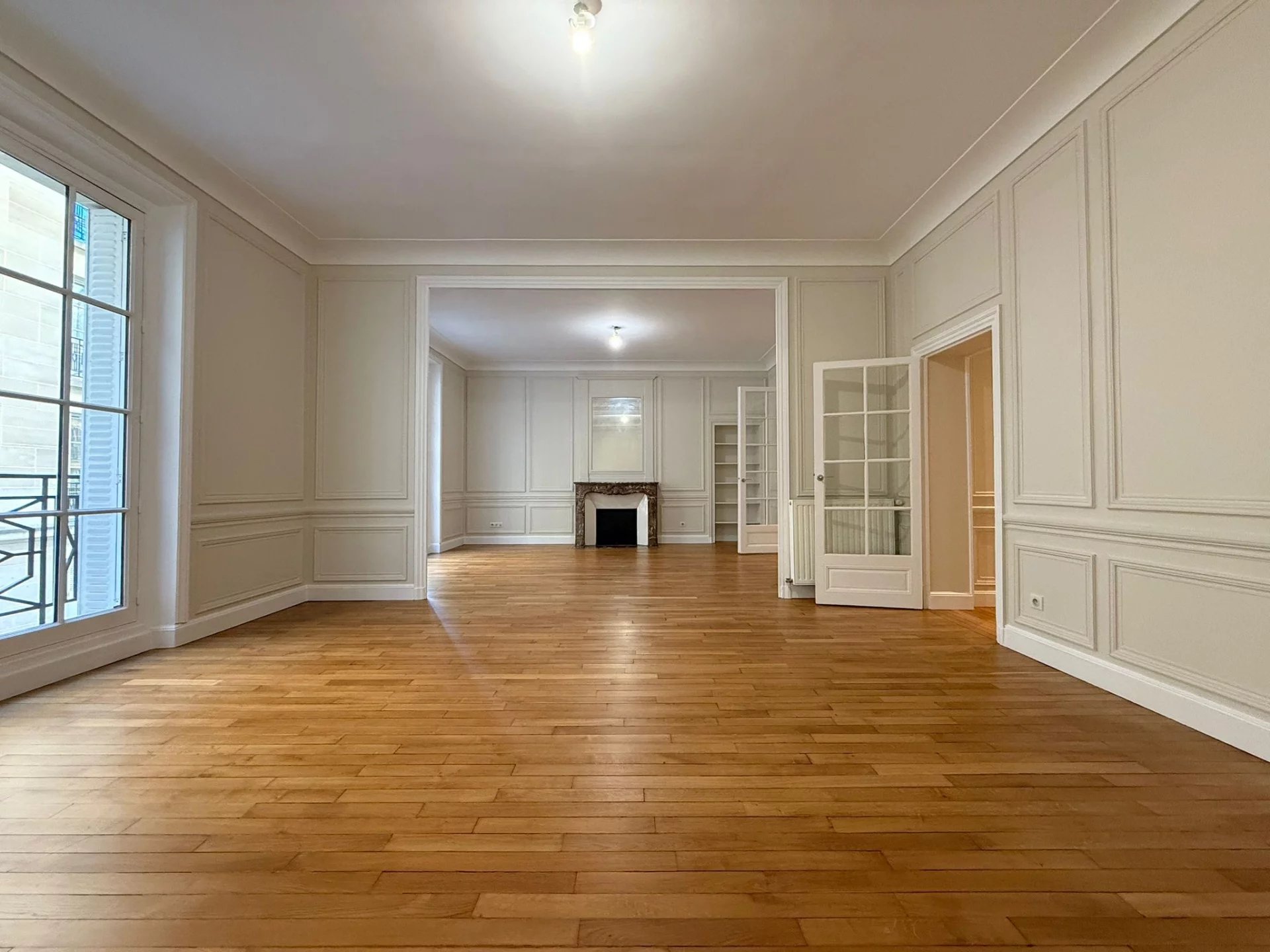 Rental Apartment Neuilly-sur-Seine