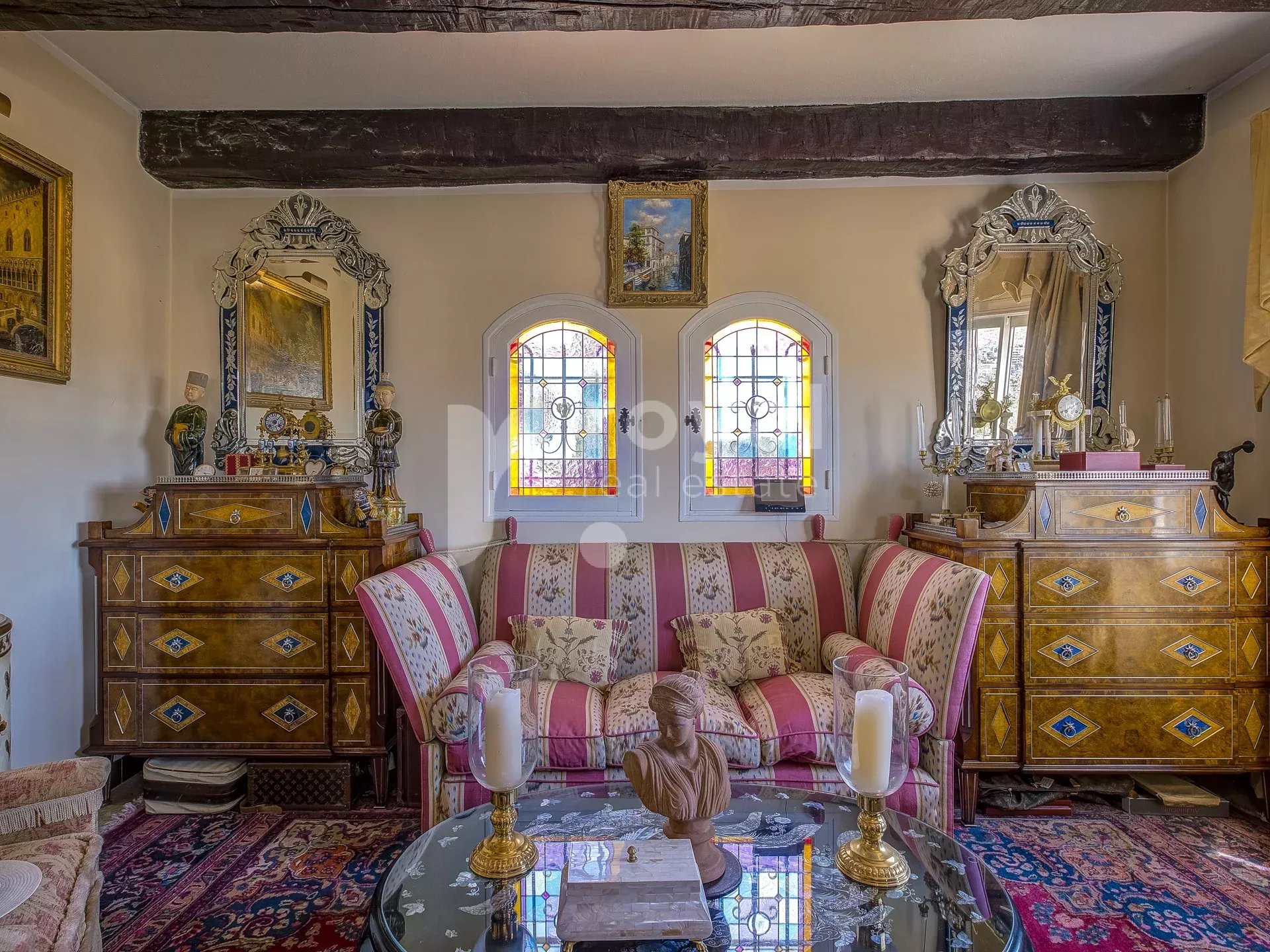 Villa avec une vue dégagée — photo 16