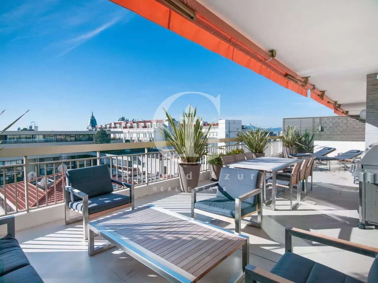 Agence immobilière de 