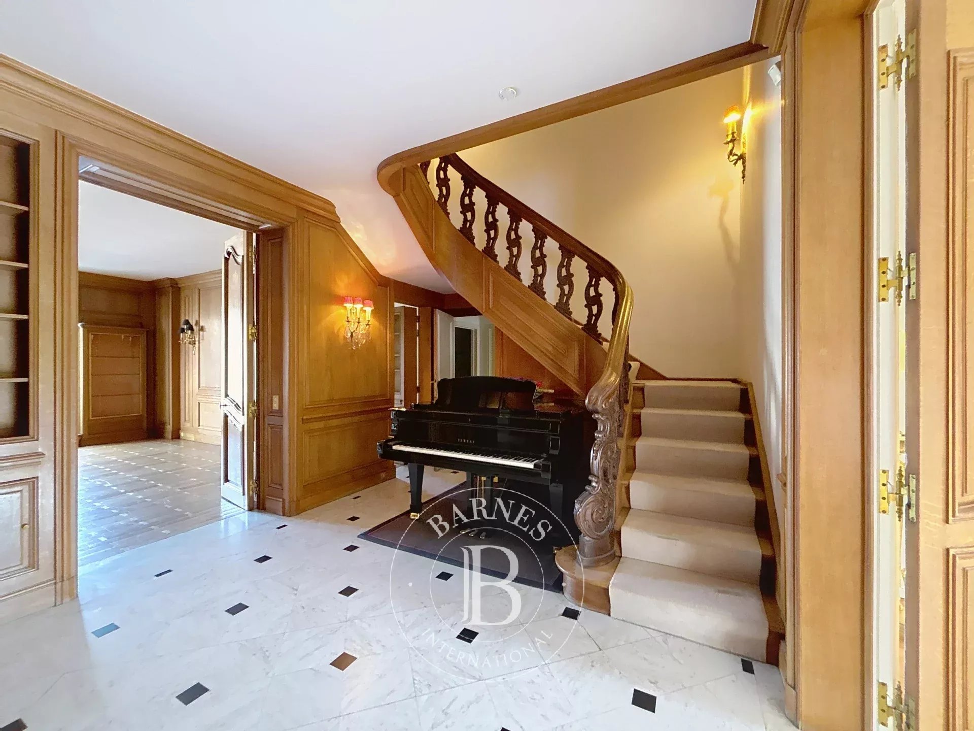 Ixelles - Luxurious apartment - 4 bedrooms - terrace - swimming pool