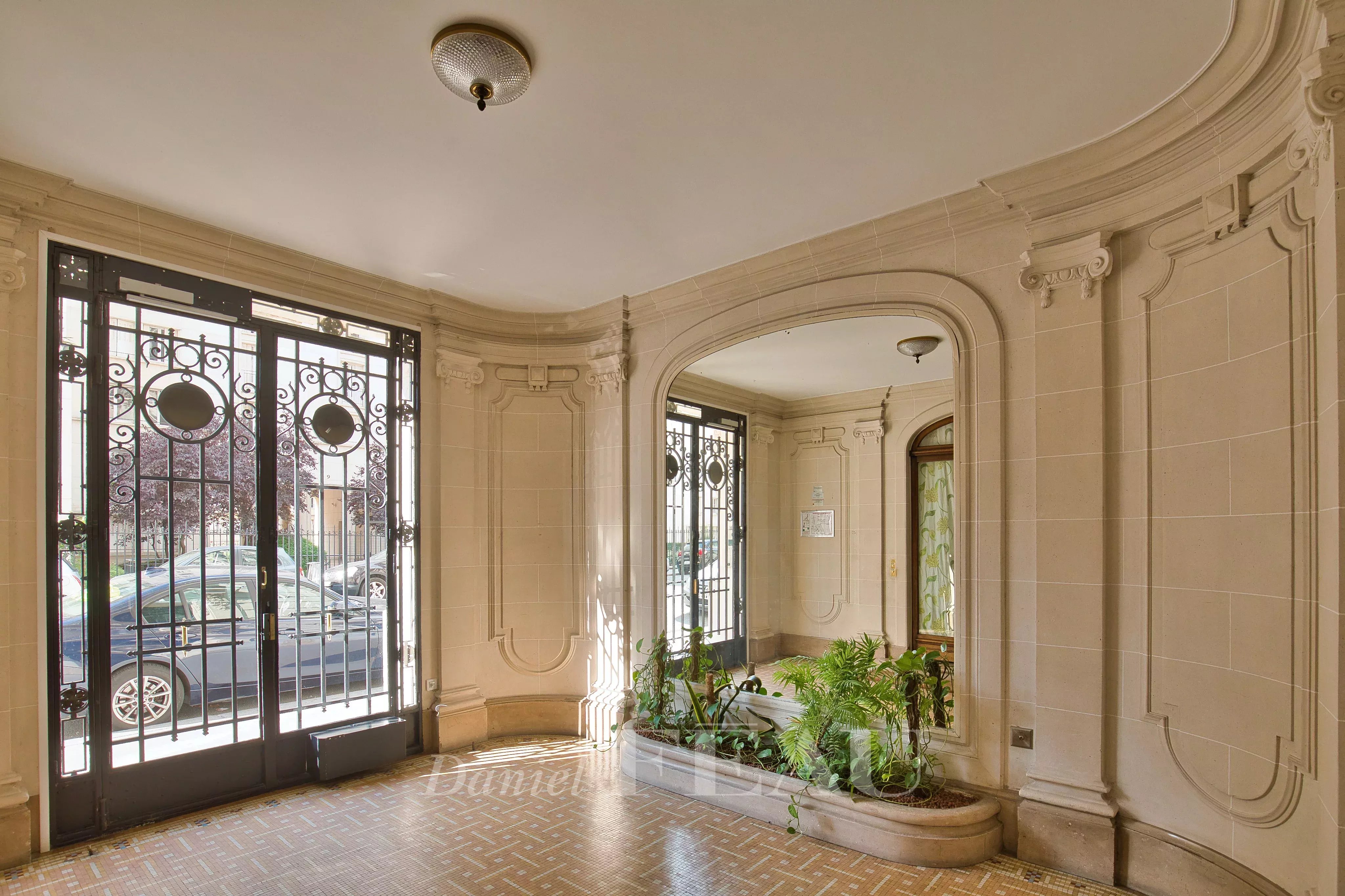 Hall de l'immeuble 