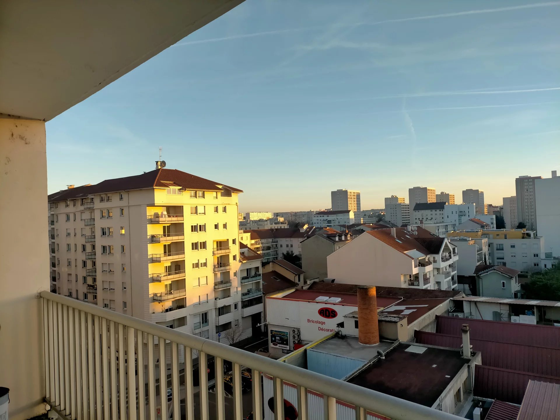 6916069 Location Villeurbanne