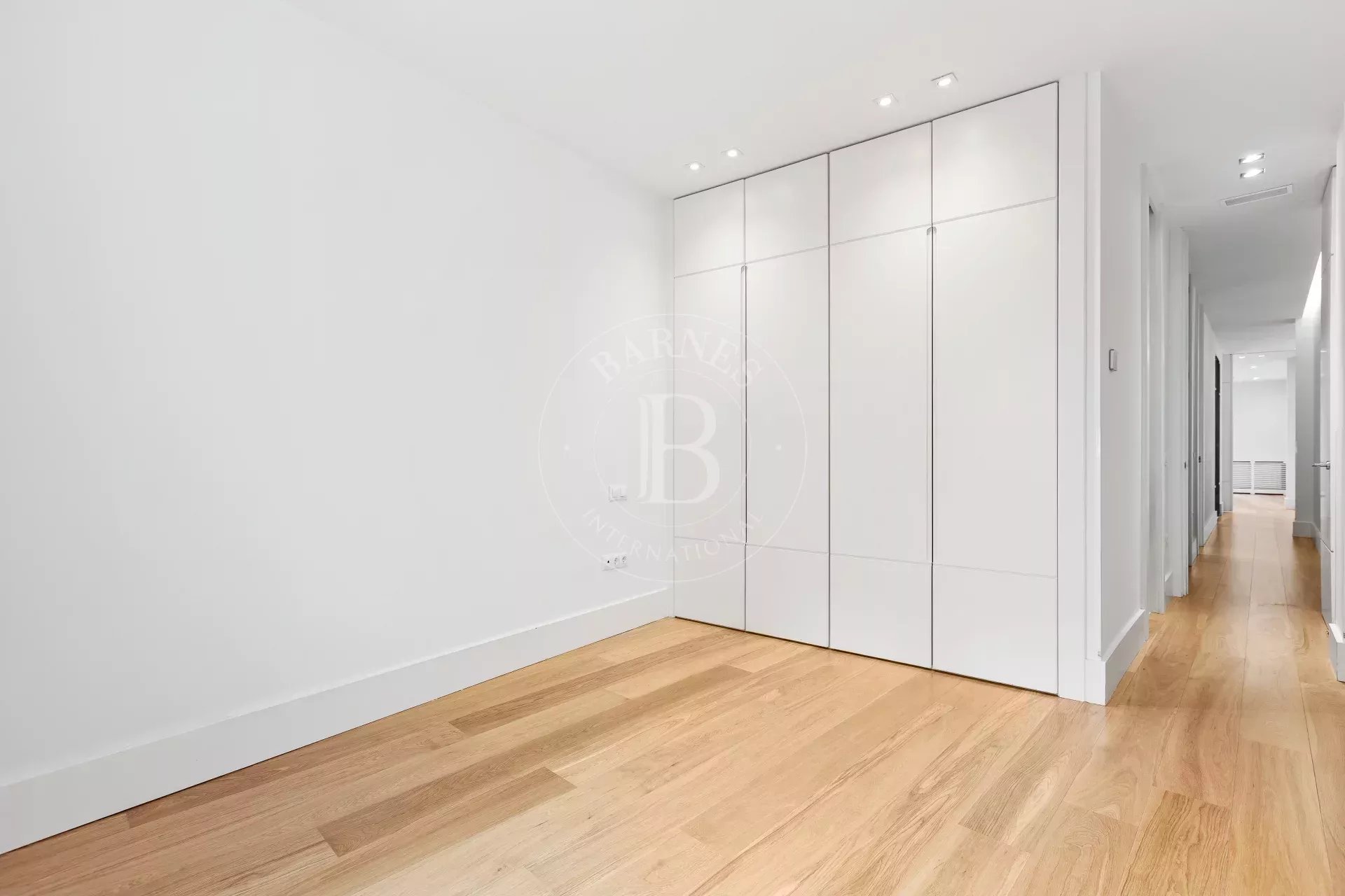 Daire Madrid - picture 13