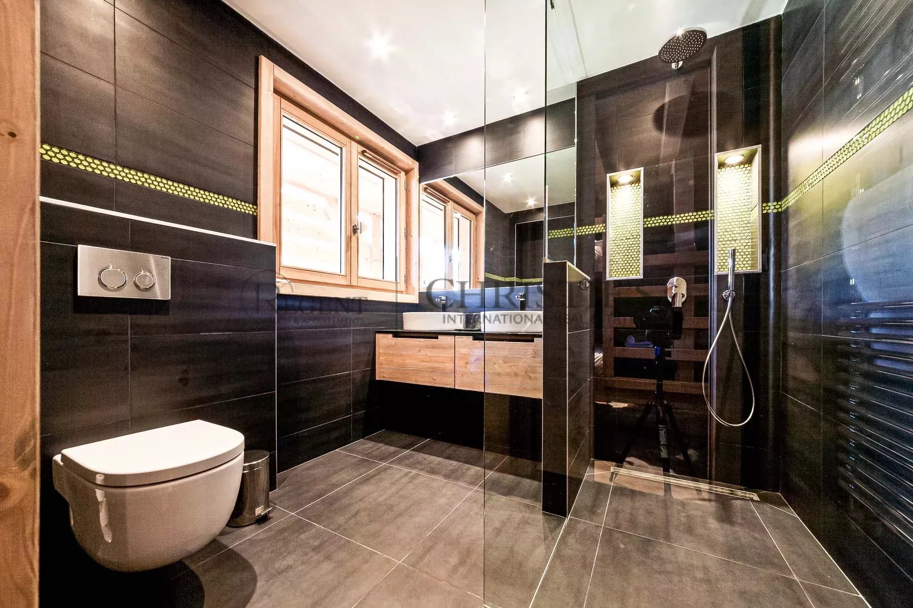 5 Bedroom Apartment/Flat's Image 10