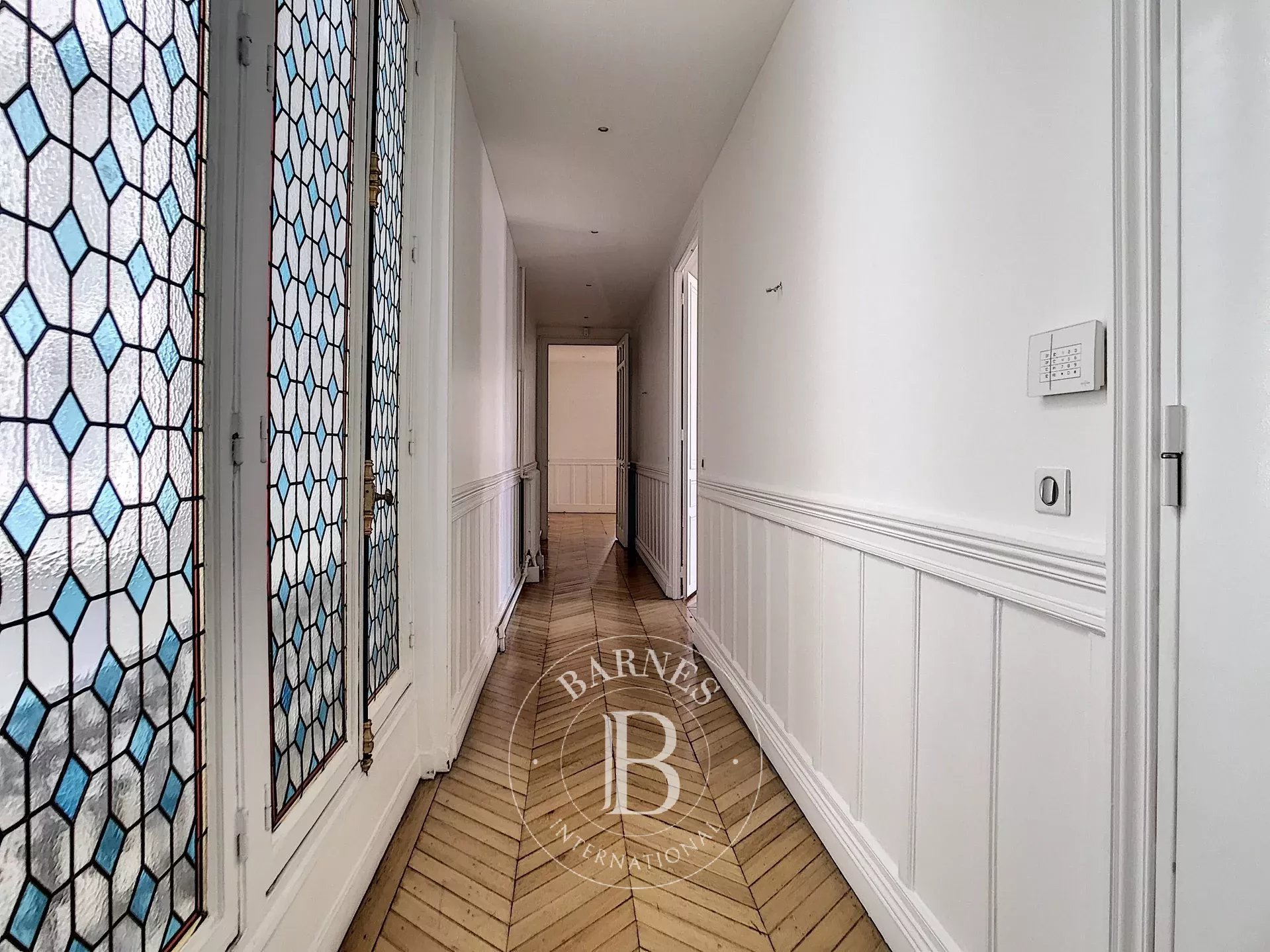 Daire Paris 8ème - picture 4