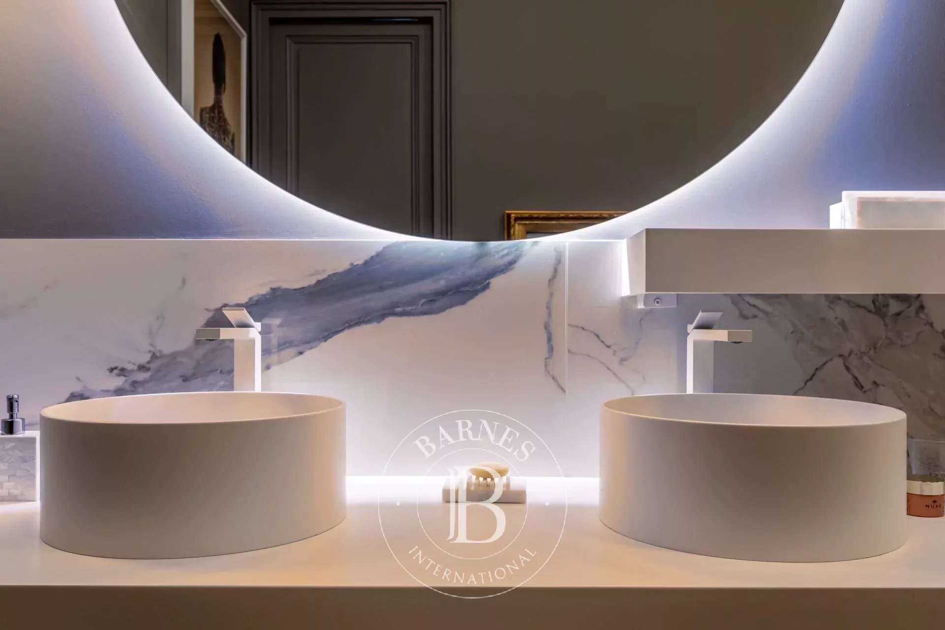 Daire Paris 16ème - picture 17