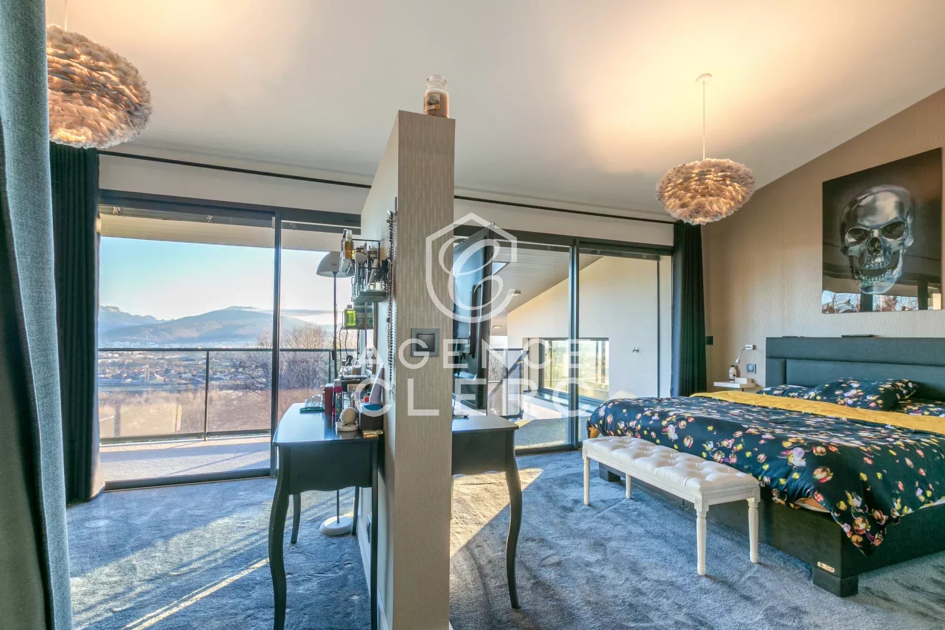 5 Bedroom Villa/Townhouse's Image 24