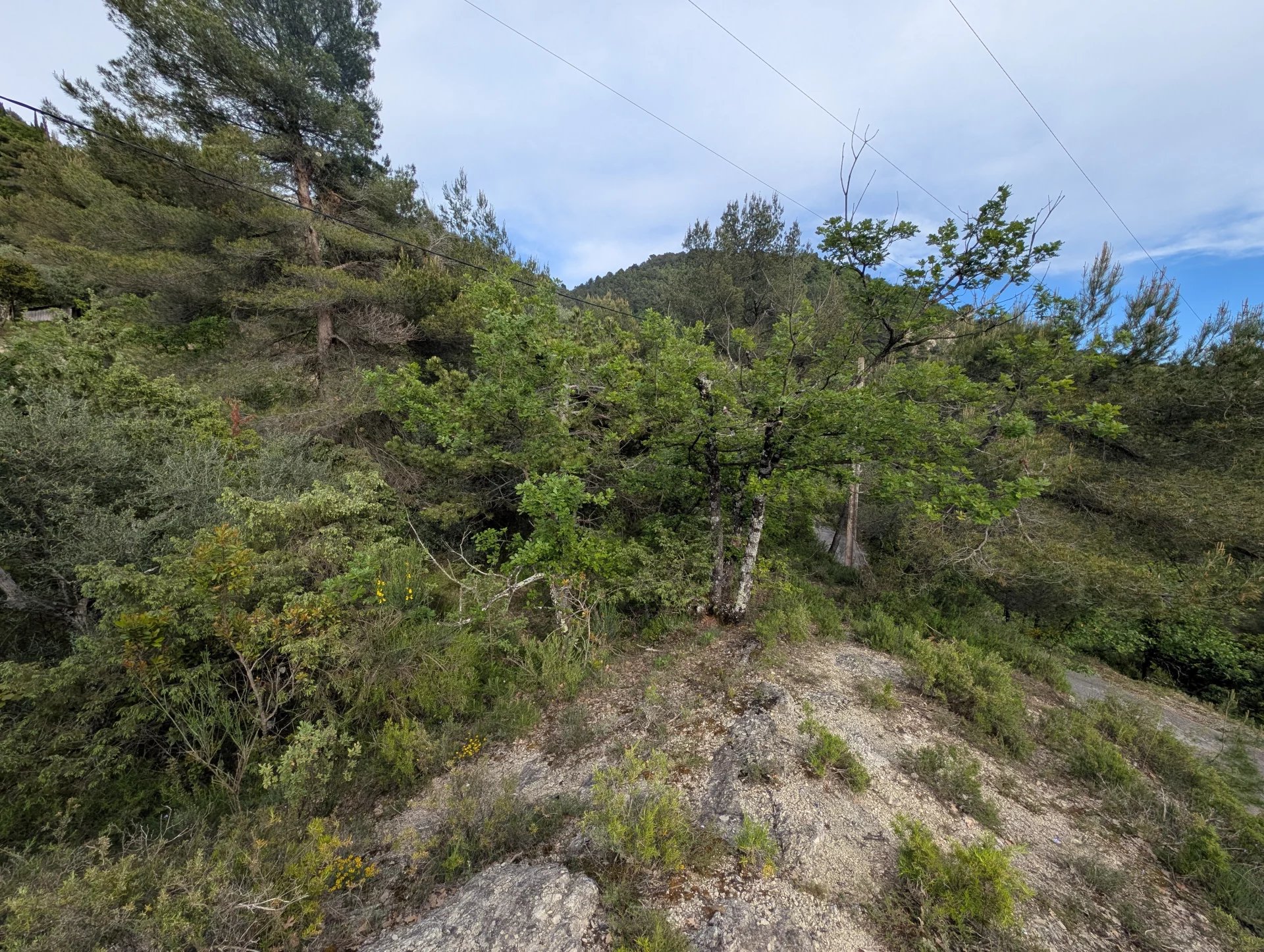LUCERAM : TERRAIN NON CONSTRUCTIBLE - Photo 2