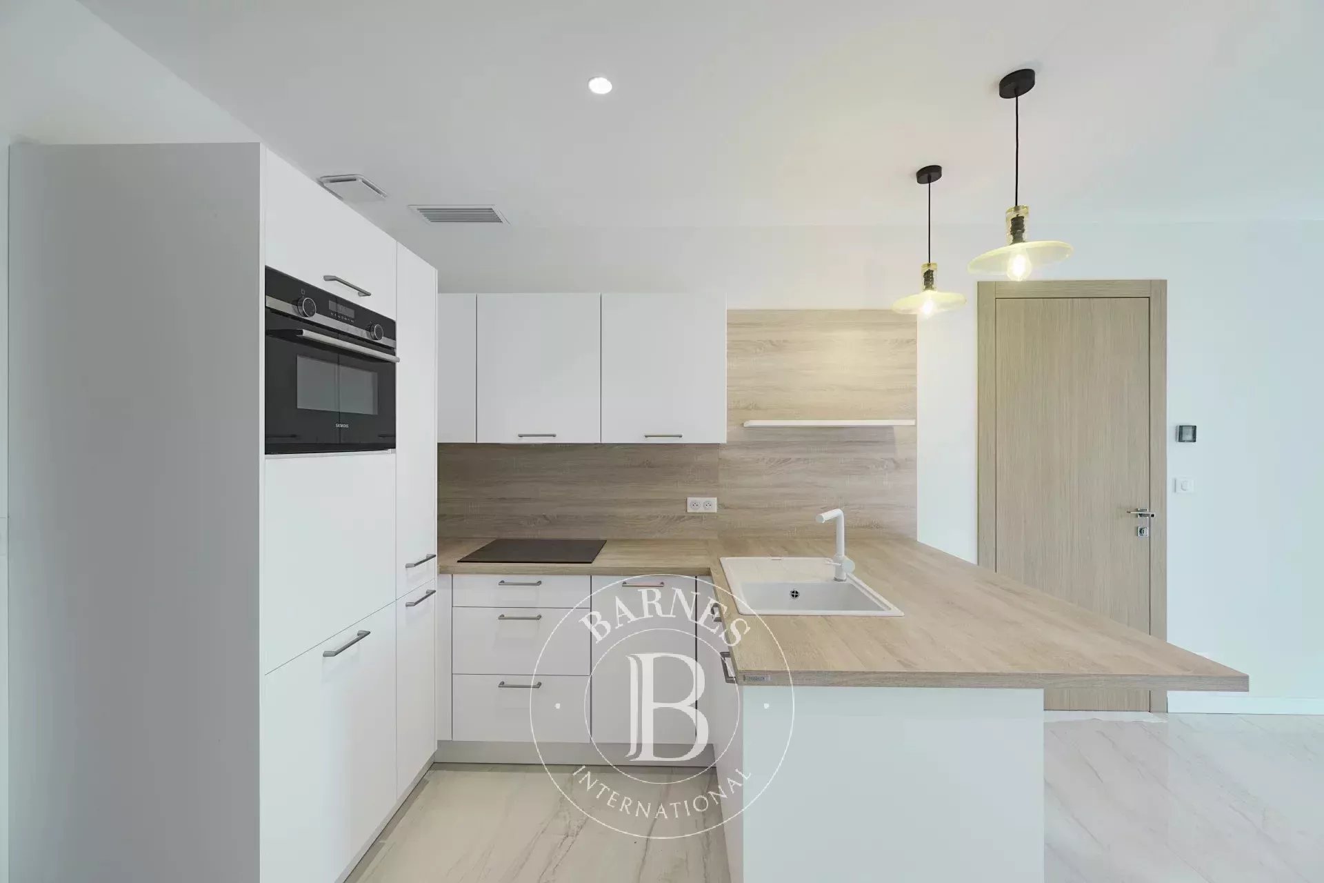 Ev Mougins - picture 14