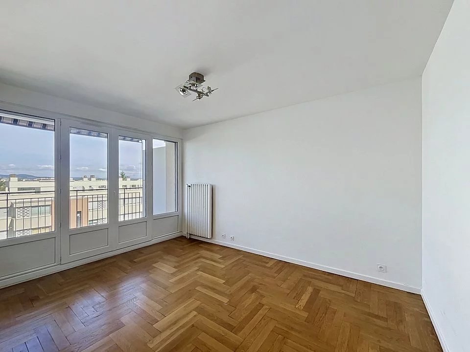 Charmant appartement 1 pièce à Sainte-Foy-lès-Lyon