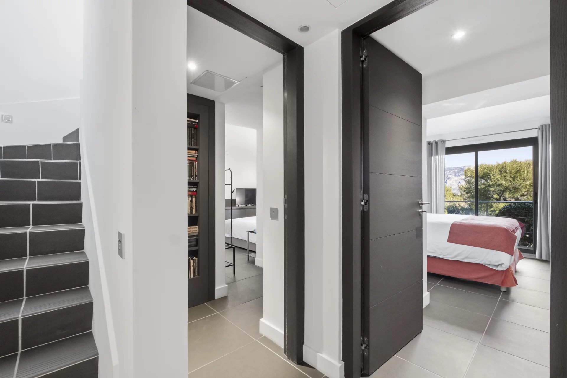 Modern 5-bedroom villa with open views and pool