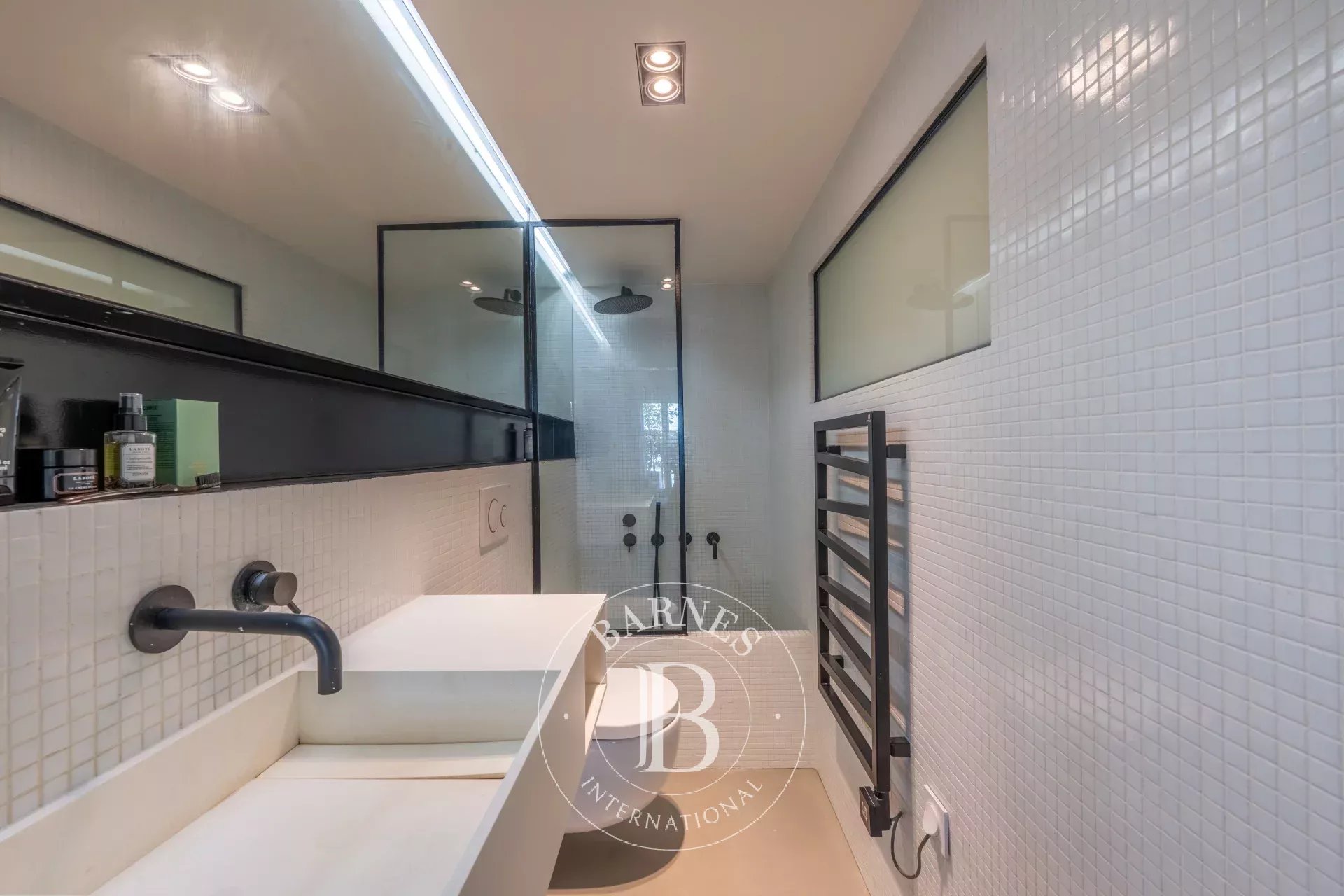 Daire Paris 4ème - picture 17