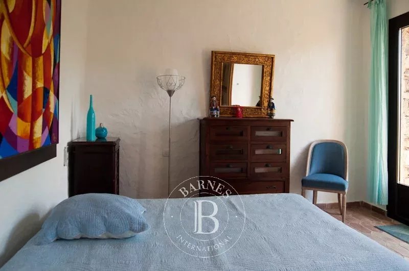 L'ILE ROUSSE - Charming stone villa - 5 bedrooms - park with swimming pool - sea and mountain view - near beach - picture 13