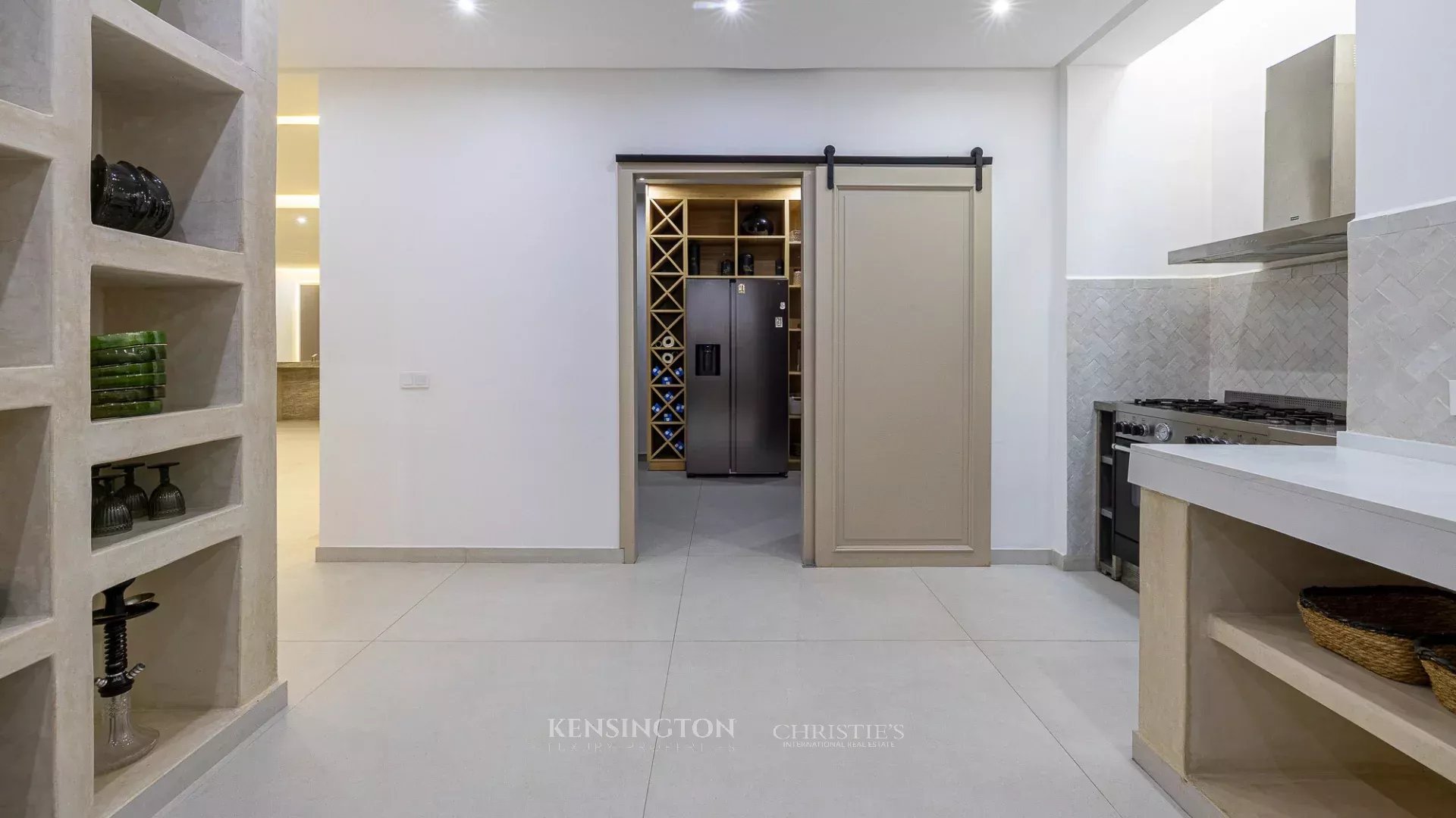 5 Bedroom Villa/Townhouse's Image 20