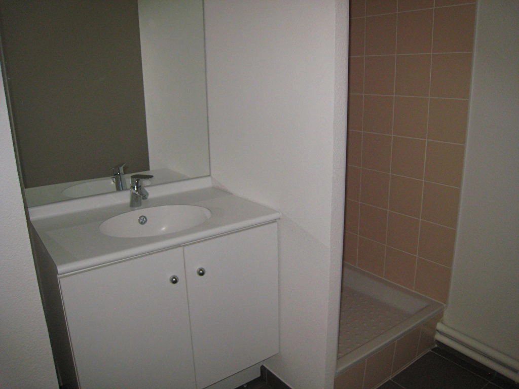 482536 Location Saint-Genis-Laval