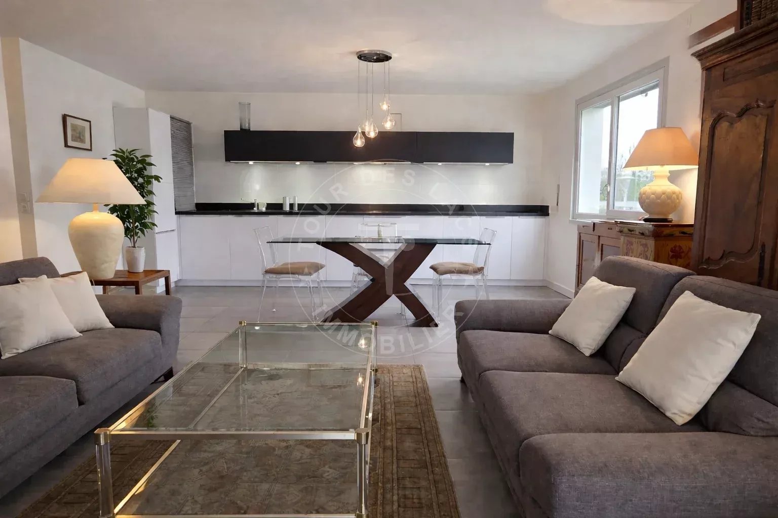 Agence immobilière de 