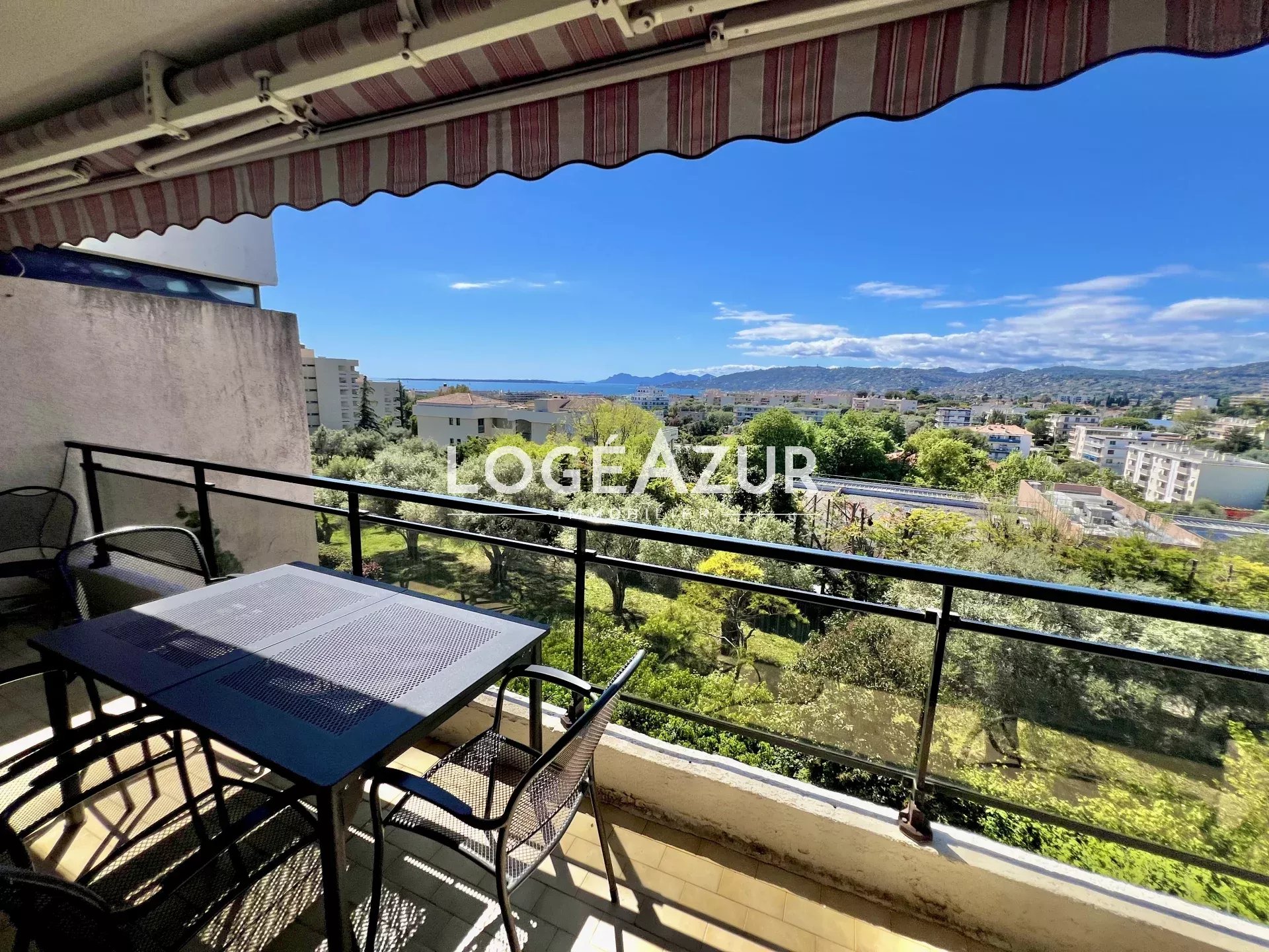 Location saisonnière Appartement Antibes