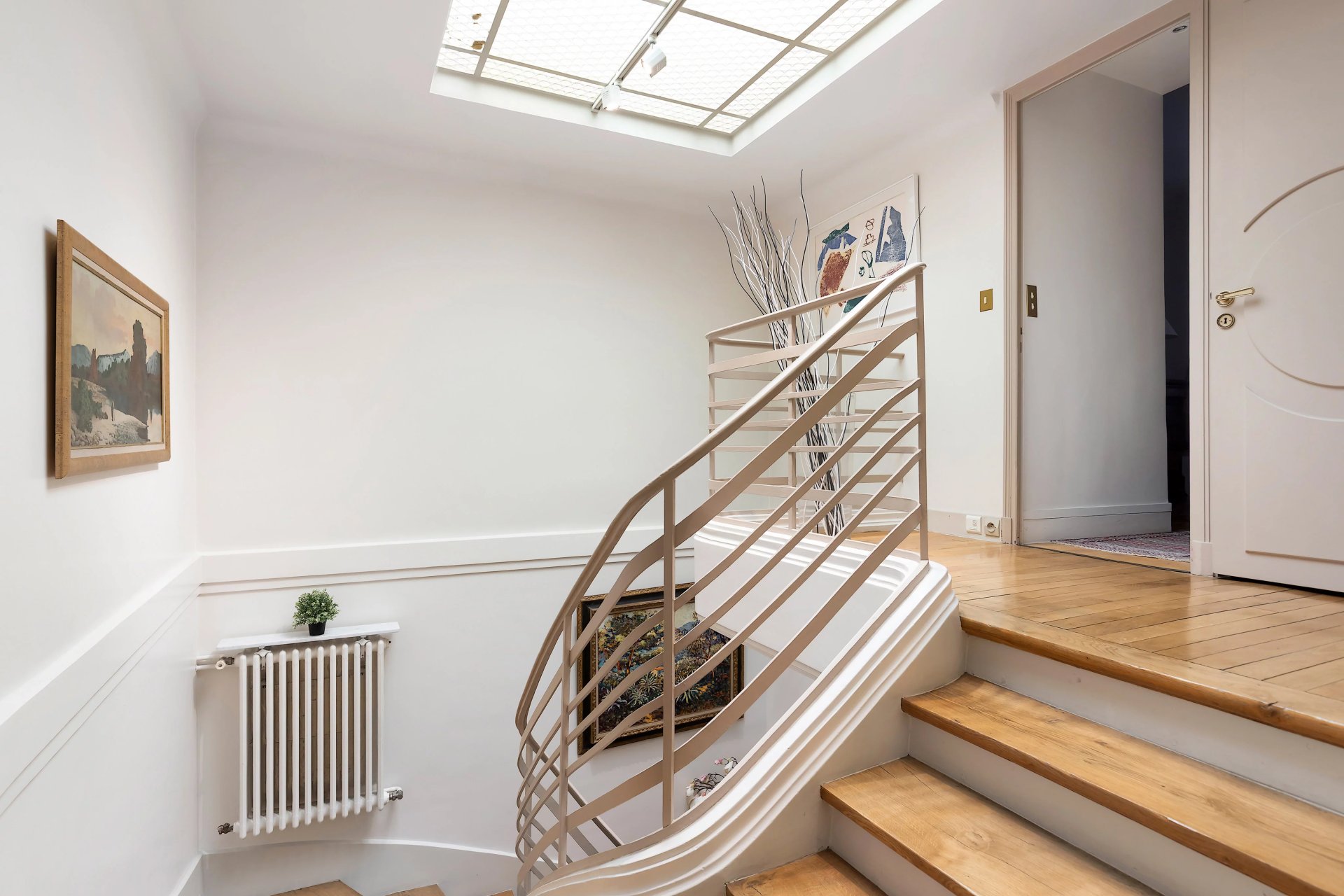 6 Bedroom Villa/Townhouse's Image 17