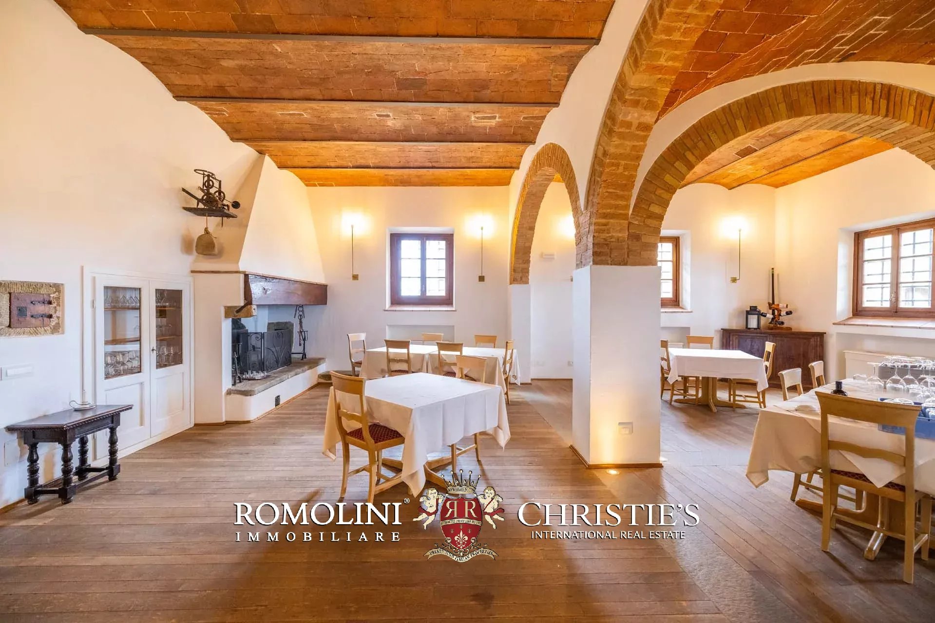 37 Bedroom Villa/Townhouse's Image 41