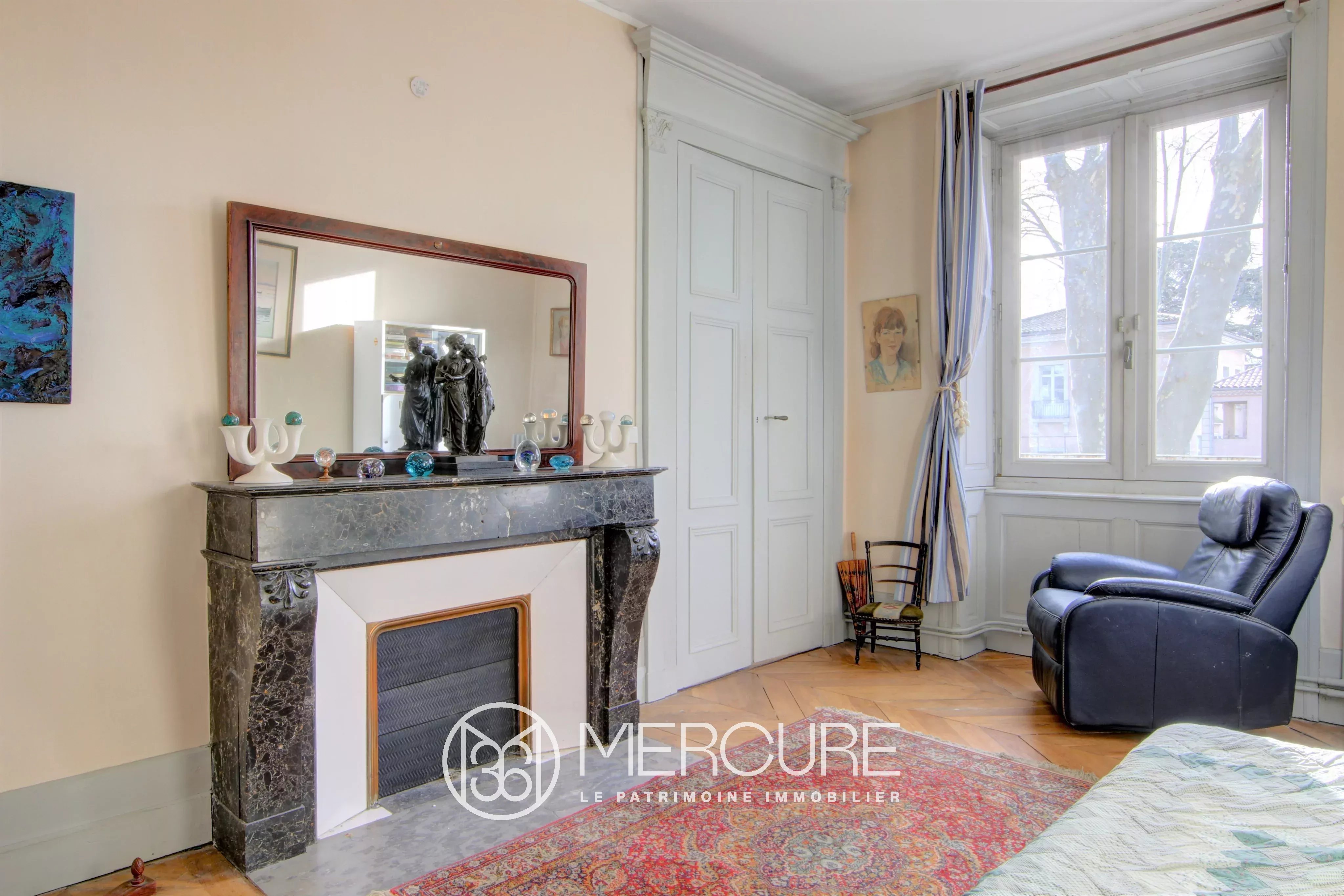 PRESTIGE 6-ROOM APARTMENT – GARDEN - 8143TS