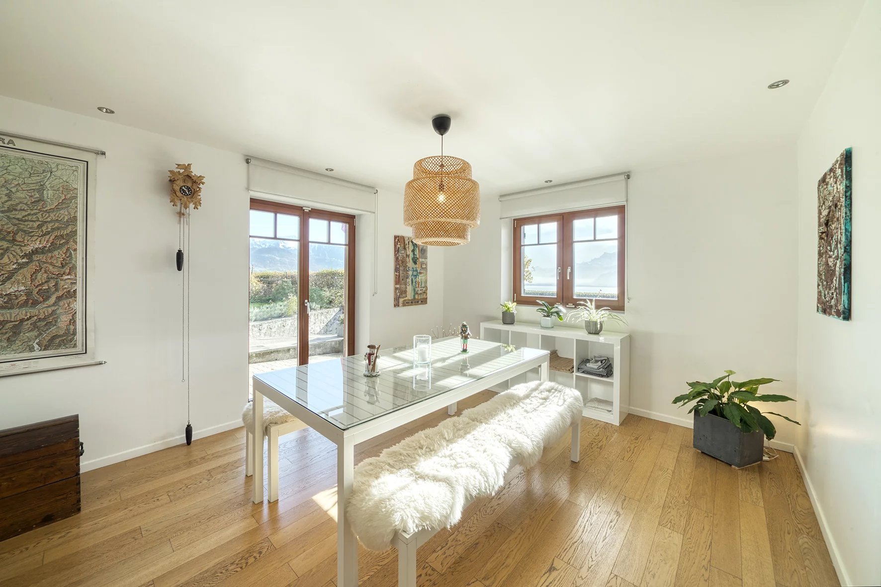 Chardonne : Splendide Chalet rénovée avec annexe habitable, vue spectaculaire!