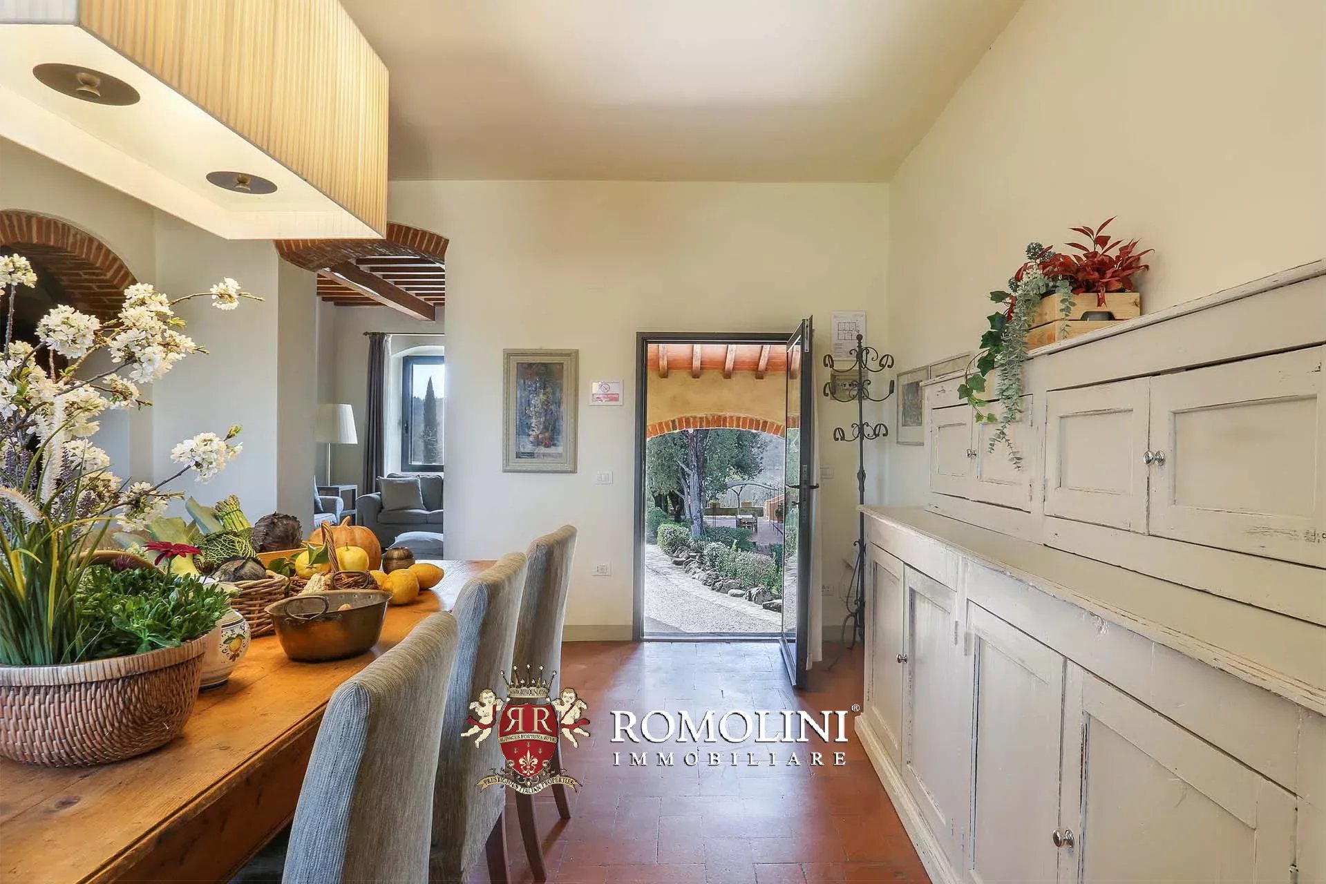 25 Bedroom Vineyard's Image 69