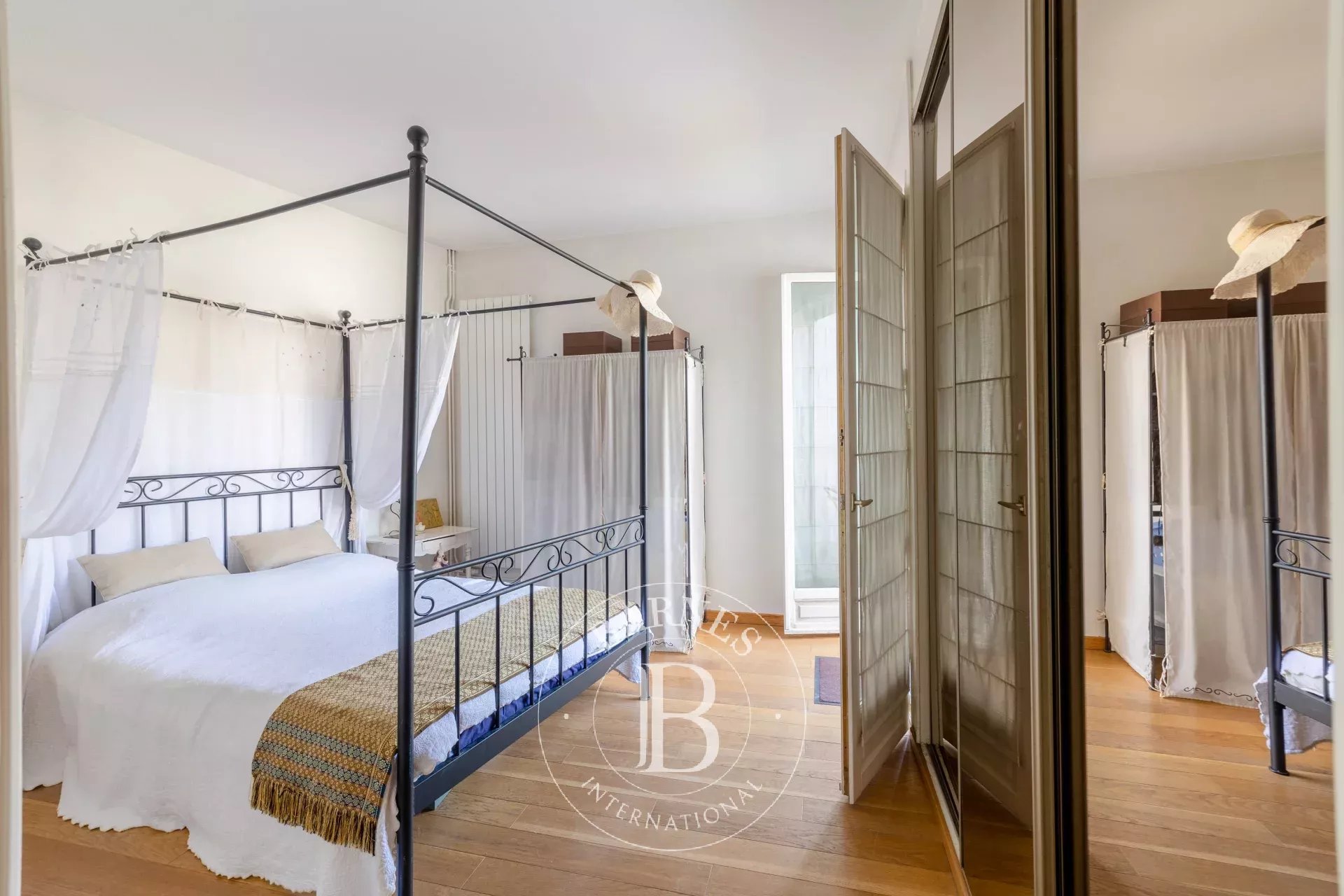 Ev Issy-les-Moulineaux - picture 11