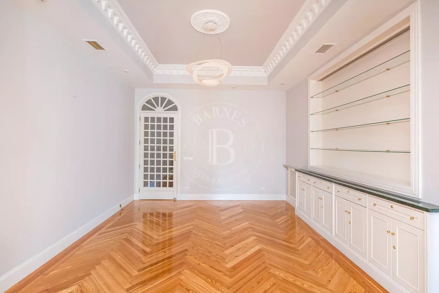 Daire Madrid - picture 13