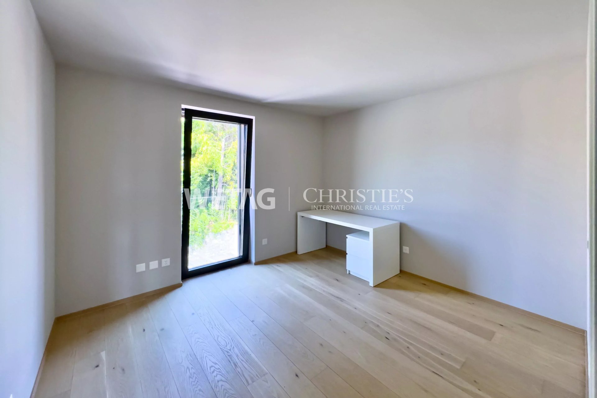 2 Bedroom Apartment/Flat's Image 4