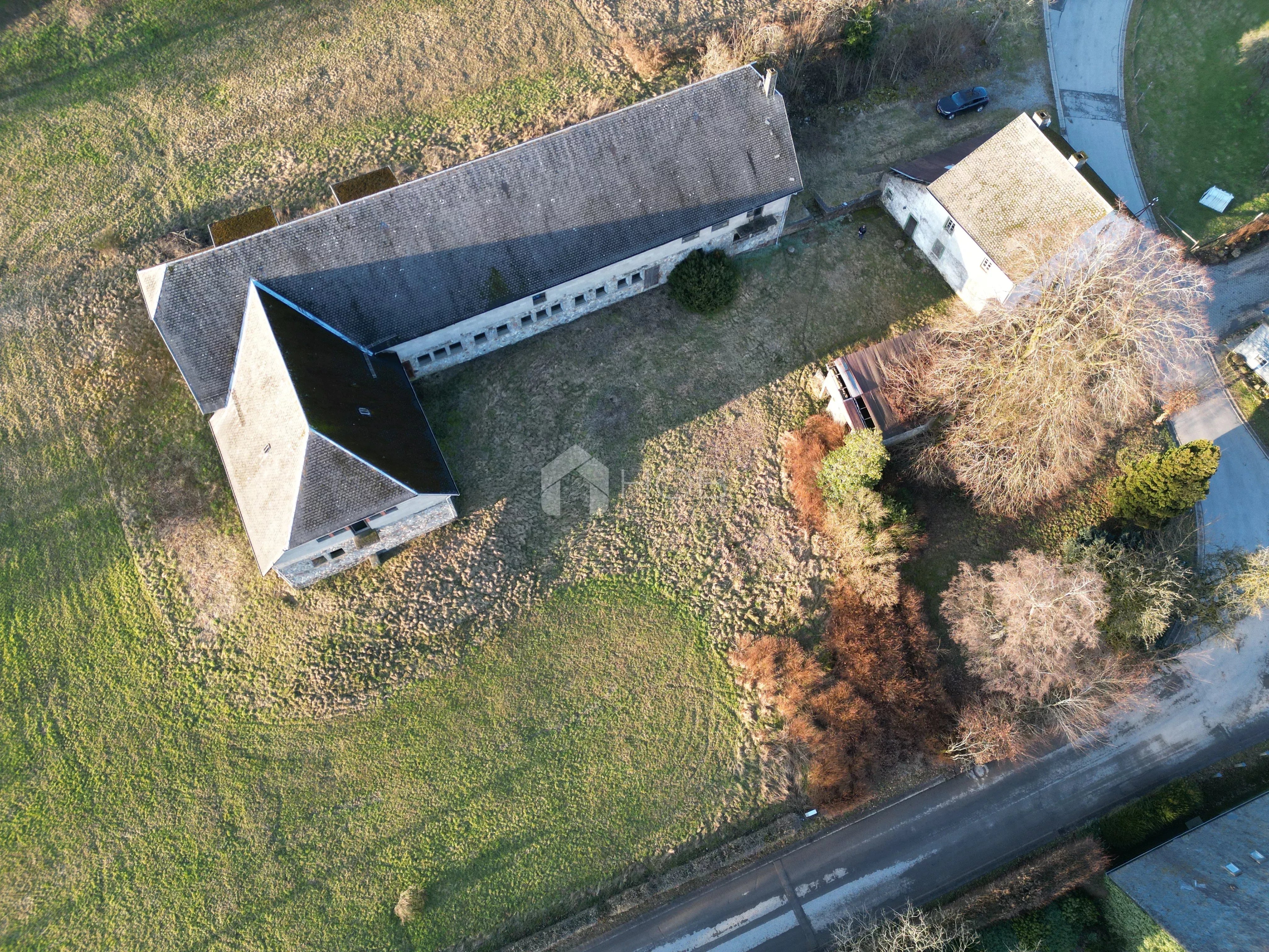 Locaux d'activité / Entrepôts en vente à Holzheim