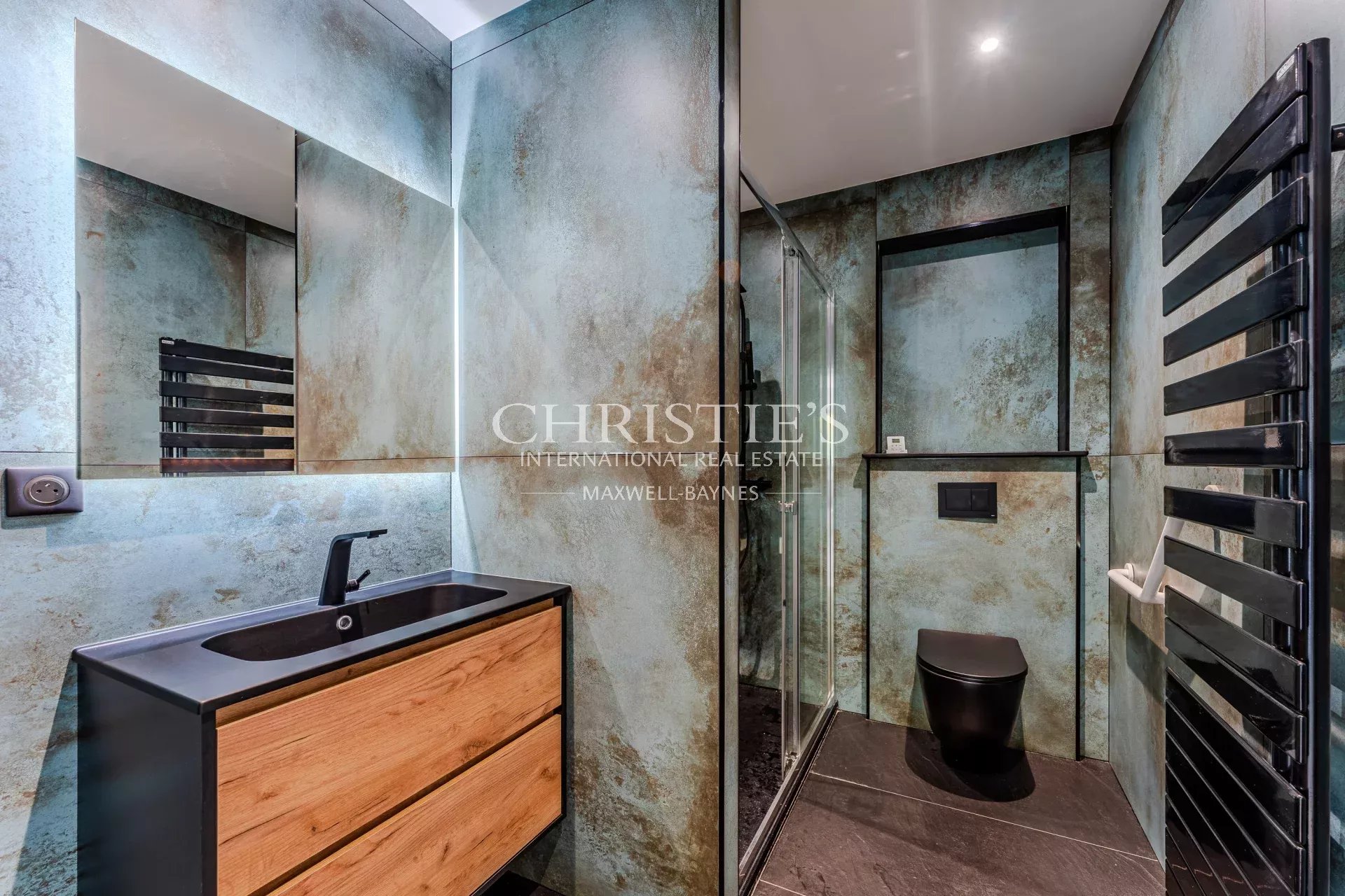 4 Bedroom Villa/Townhouse's Image 4