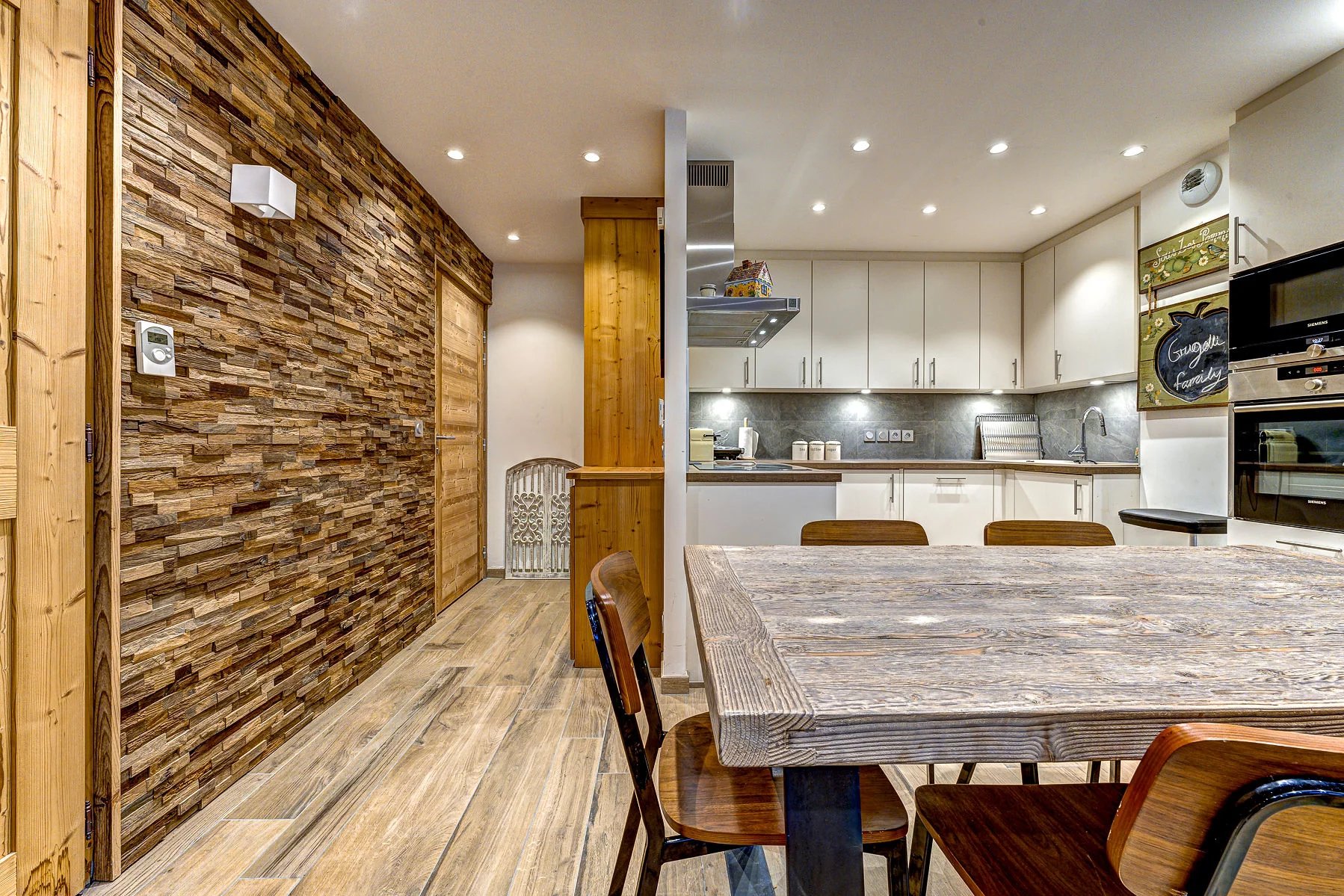 Photo of MORZINE - Central 3-bedroom apartment in Morzine