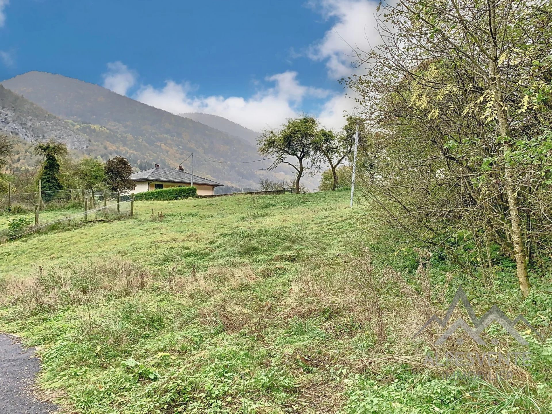 Vente Terrain constructible La Baume
