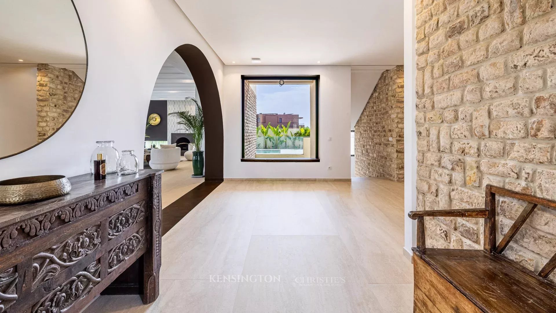5 Bedroom Villa/Townhouse's Image 9