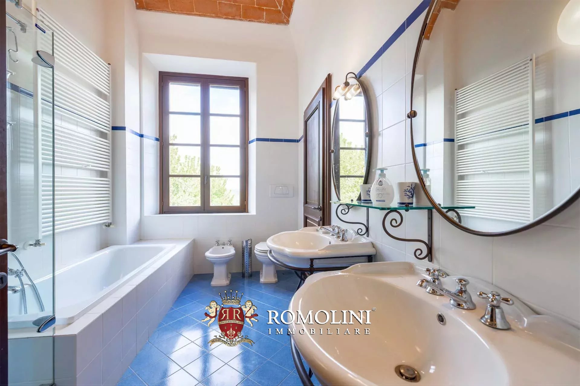 37 Bedroom Villa/Townhouse's Image 133