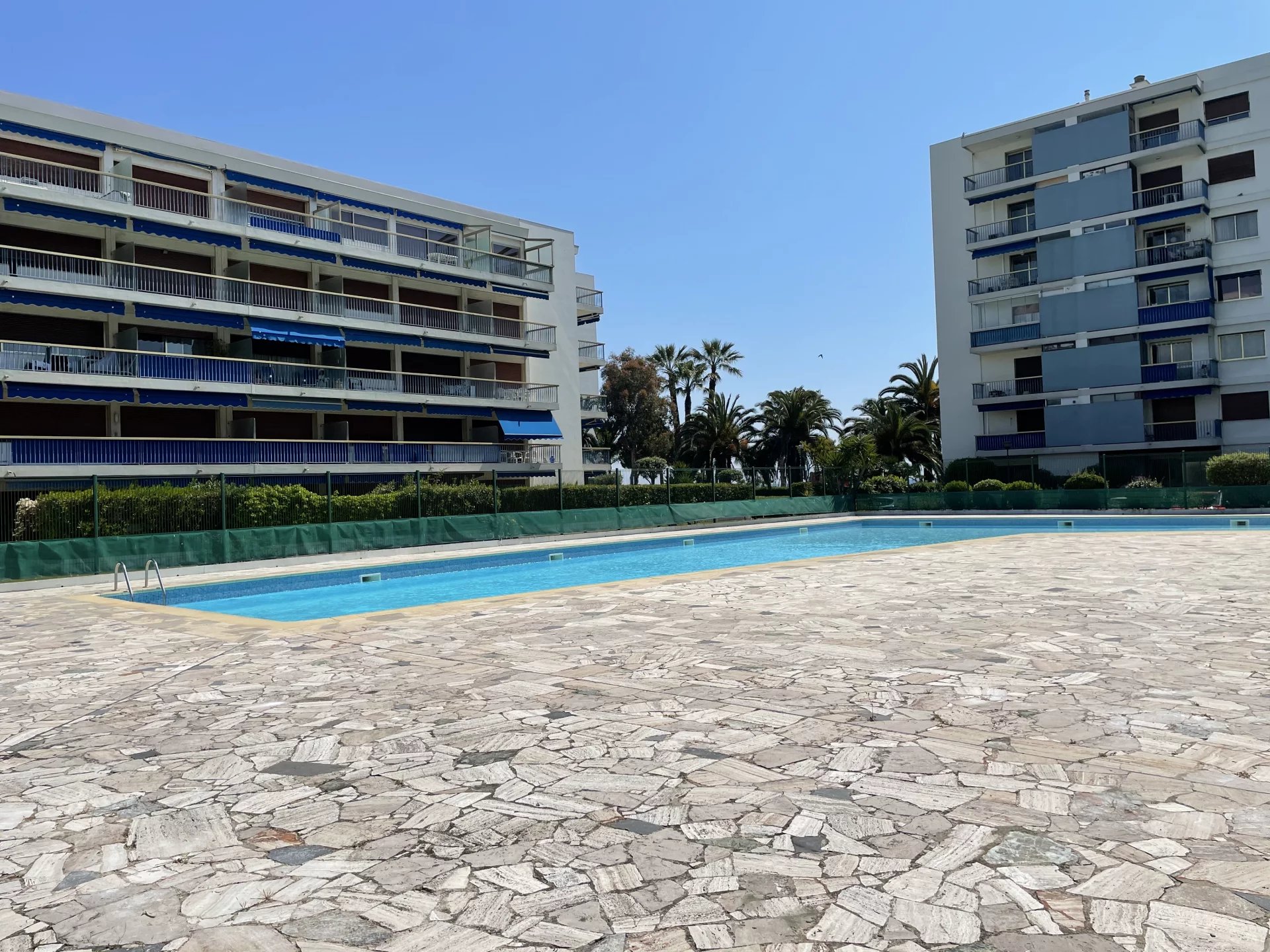 Sale Apartment Cagnes-sur-Mer Hippodrome