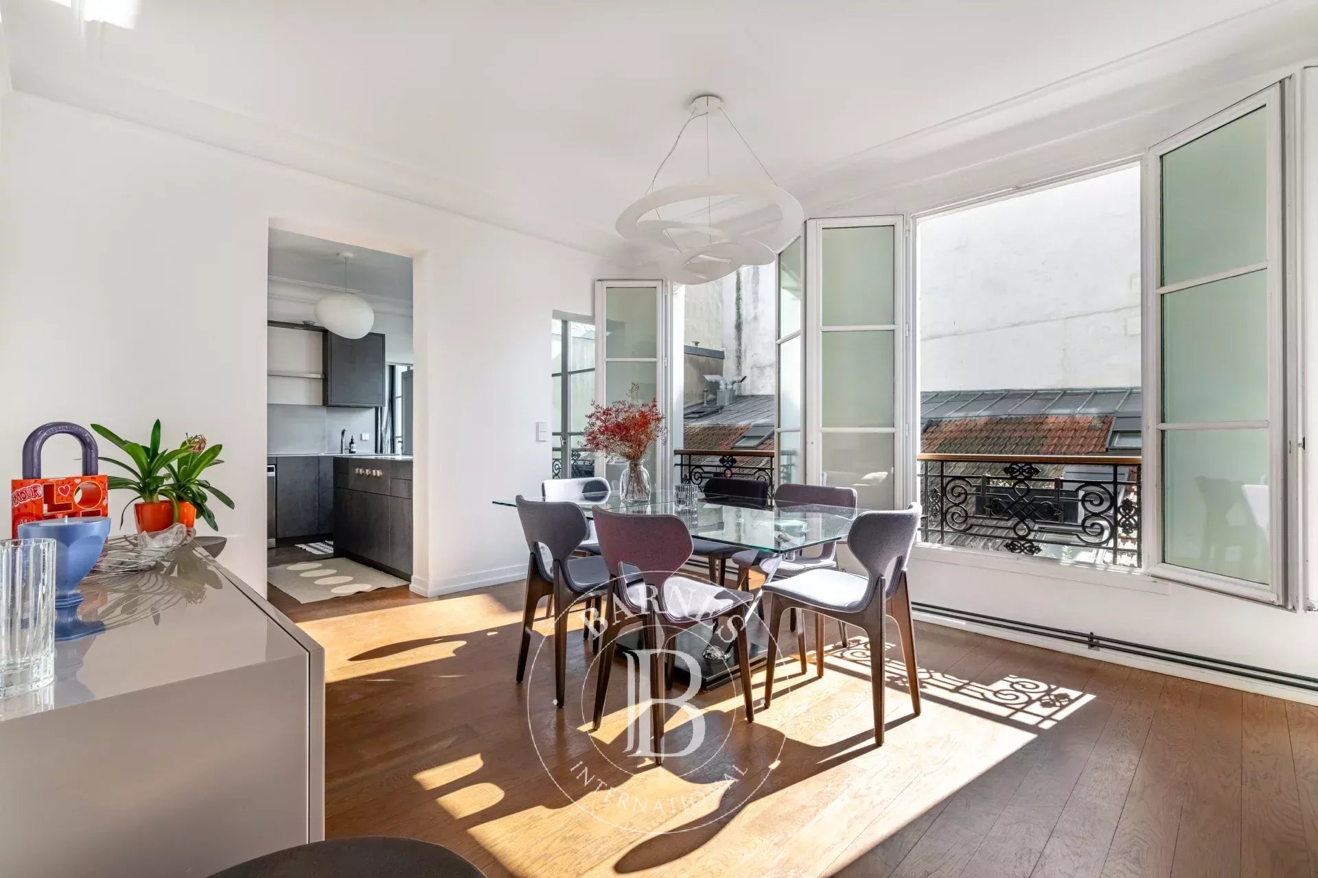 Daire Paris 4ème - picture 4