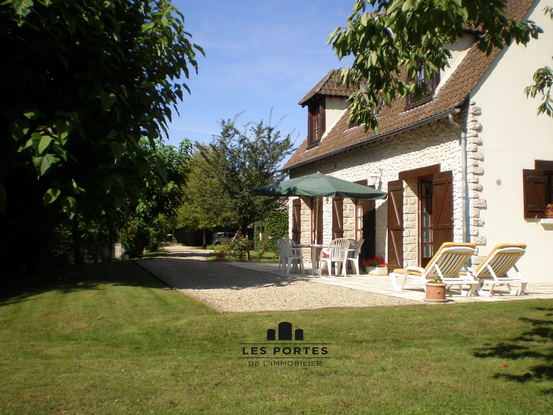 Agence immobilière de 