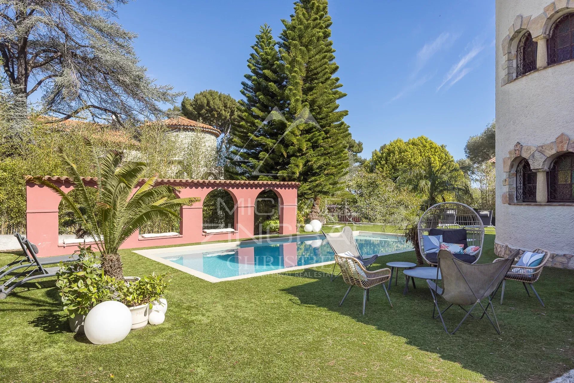 4 Bedroom Villa/Townhouse's Image 20
